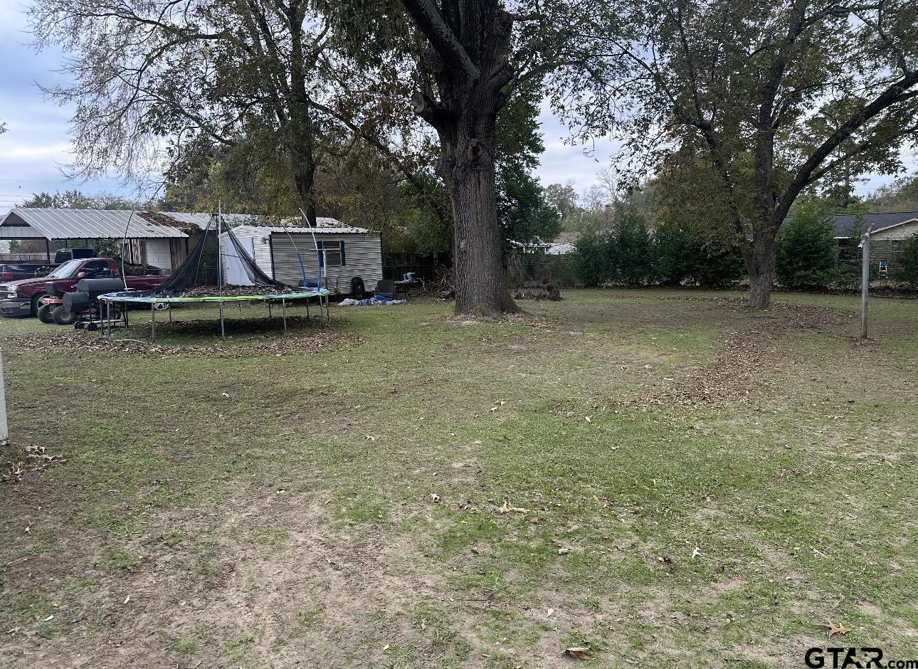 205 E Magnolia Dr