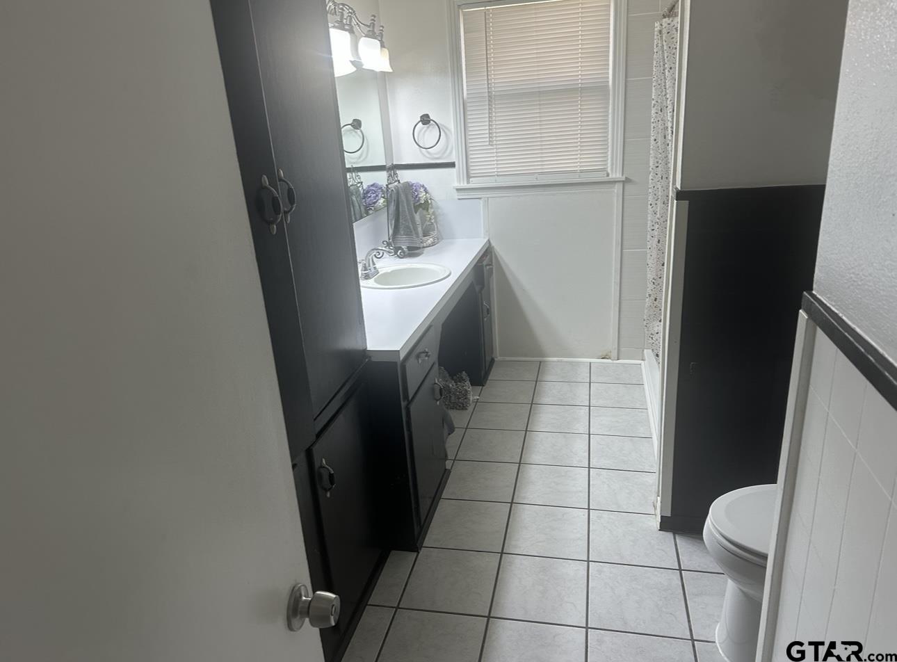 205 E Magnolia Dr