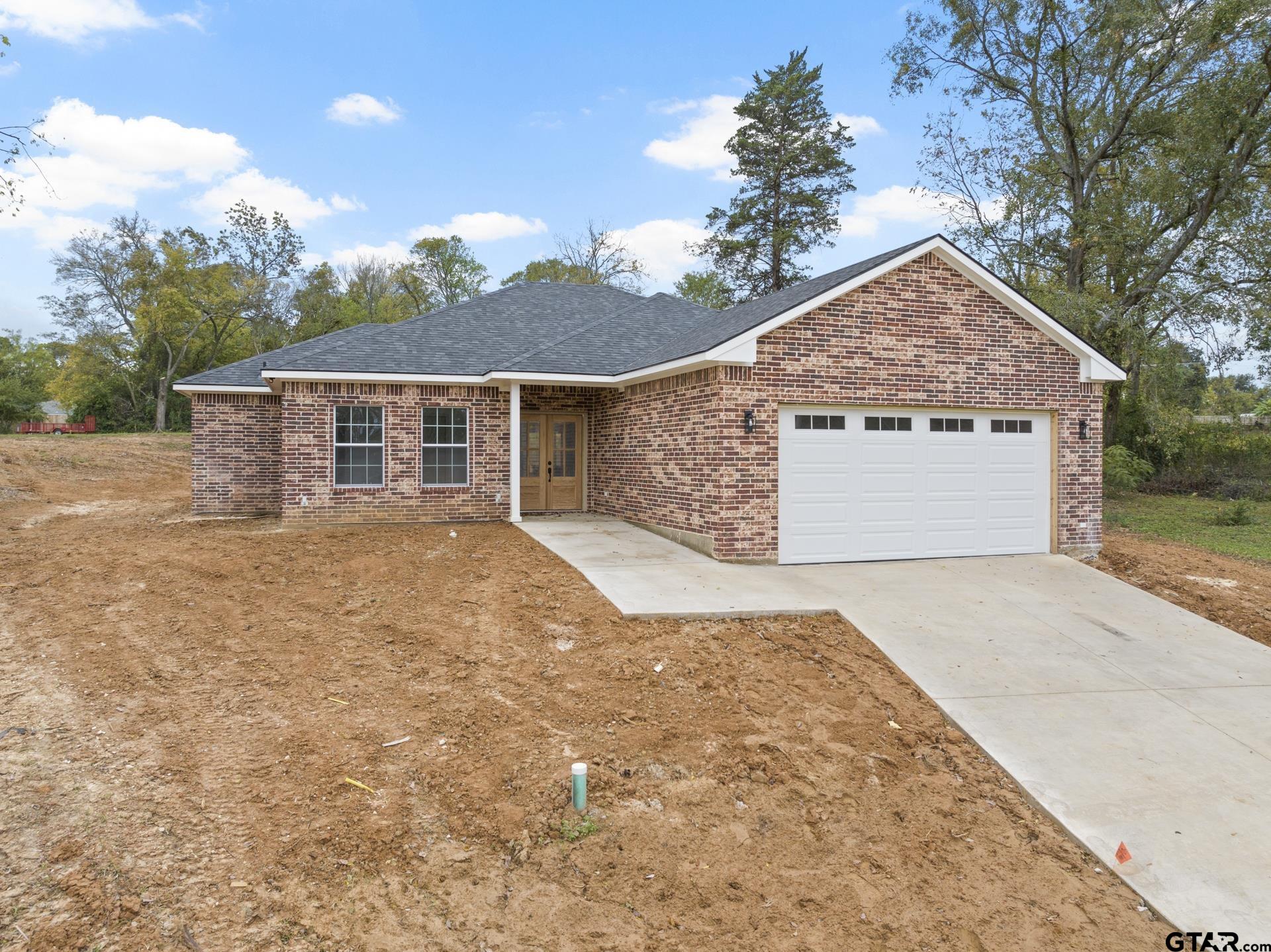 500 Therese Ct