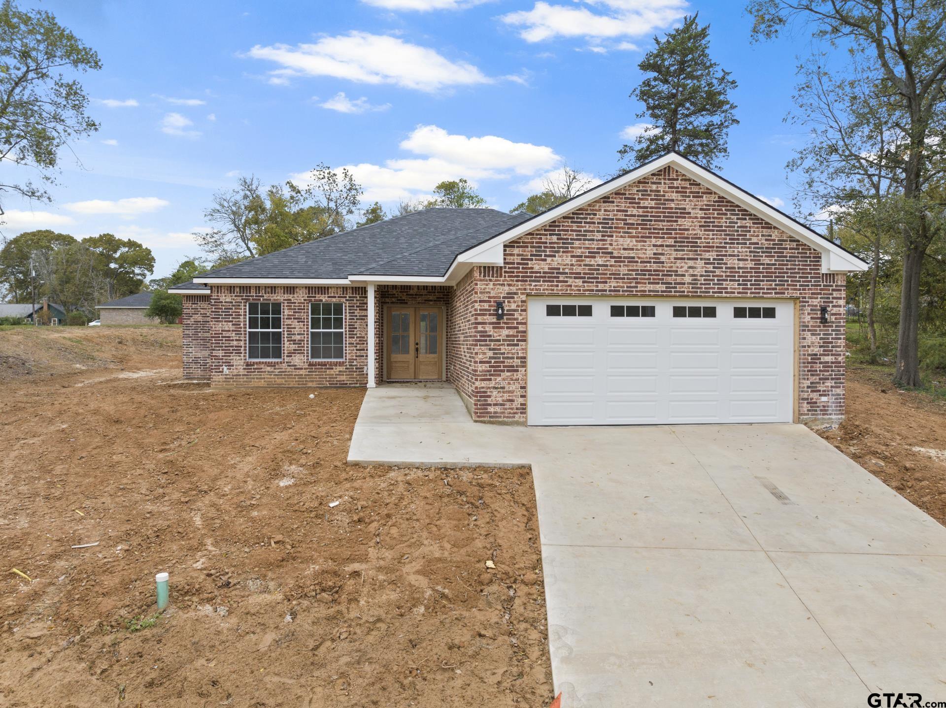 500 Therese Ct