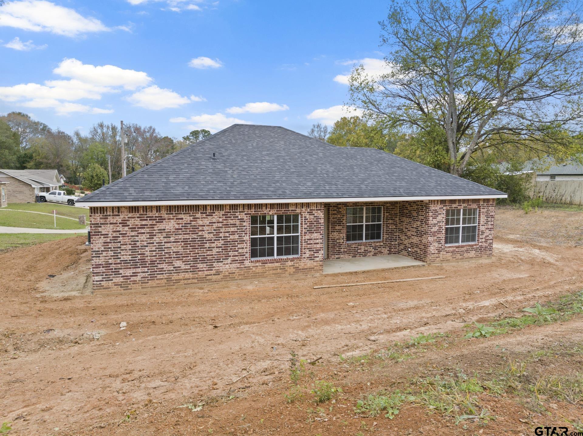 500 Therese Ct