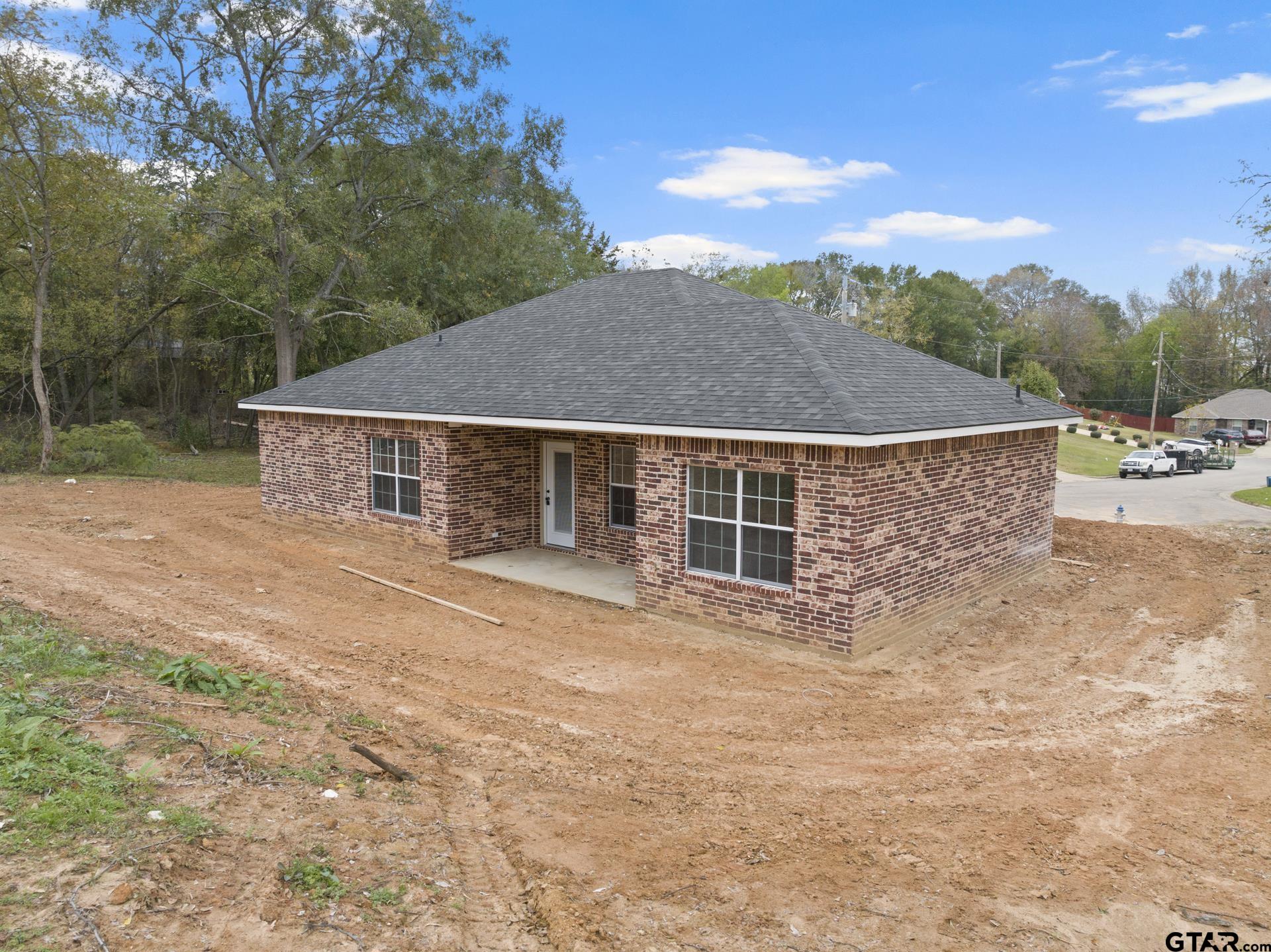 500 Therese Ct