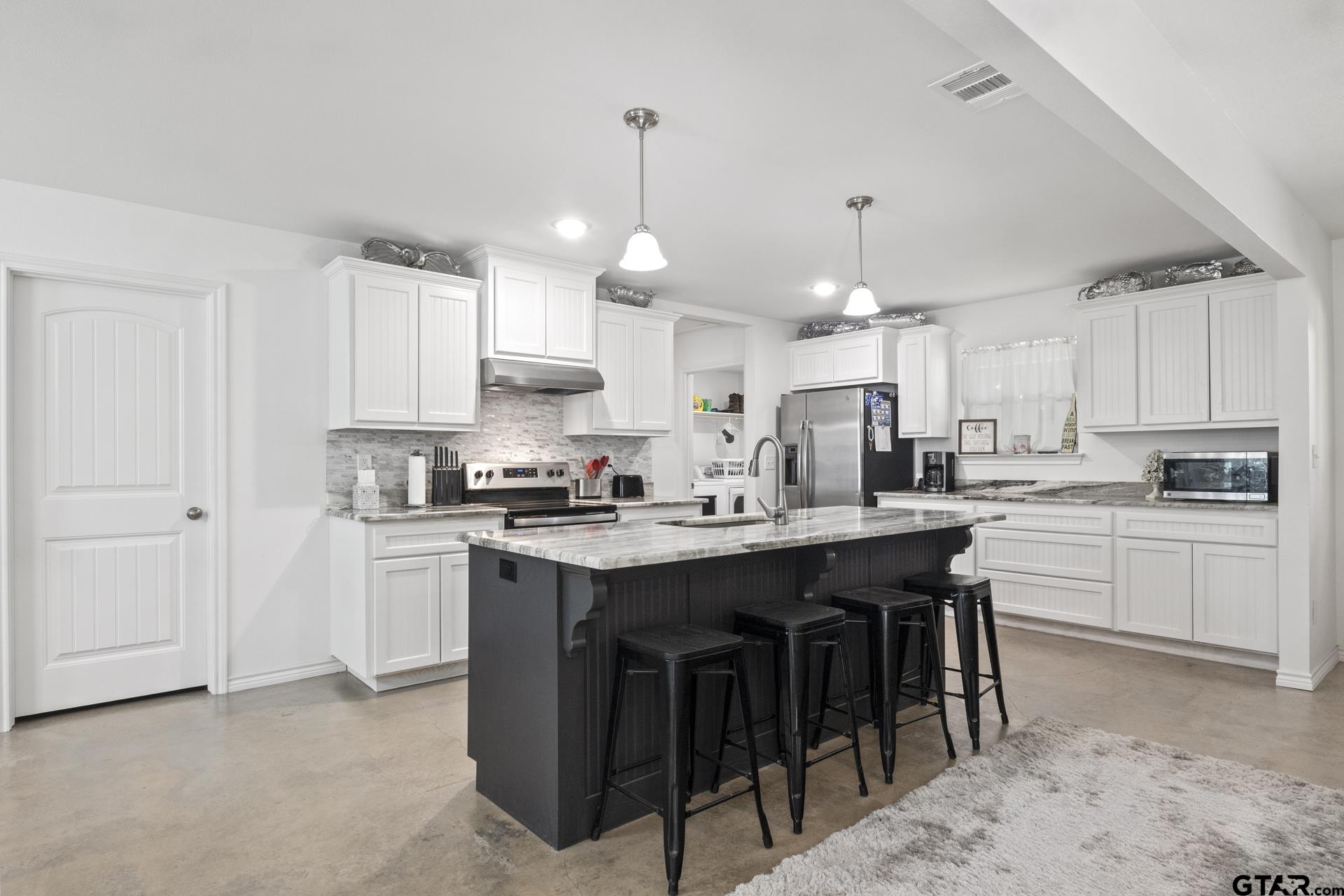 306 Palo Duro St