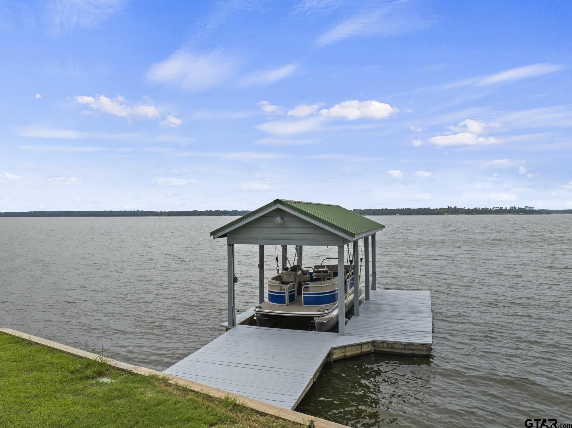 305 County Road 2606