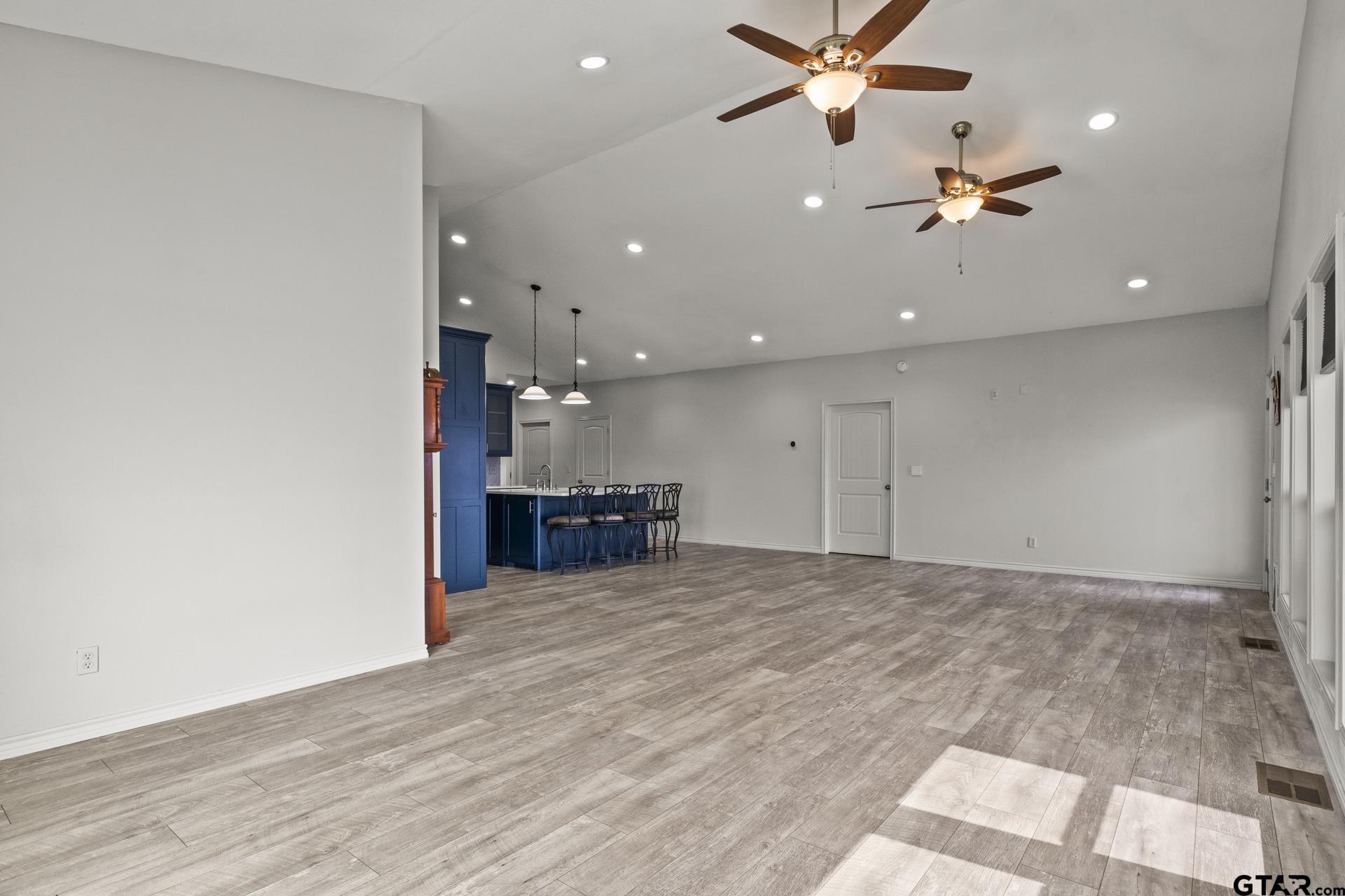 305 County Road 2606