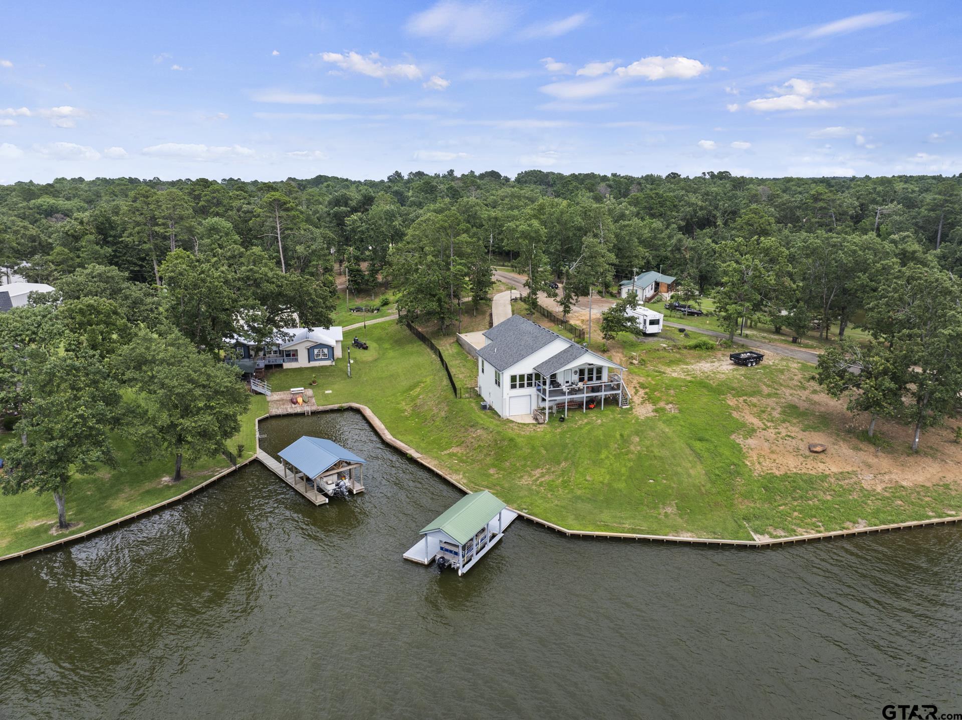 305 County Road 2606