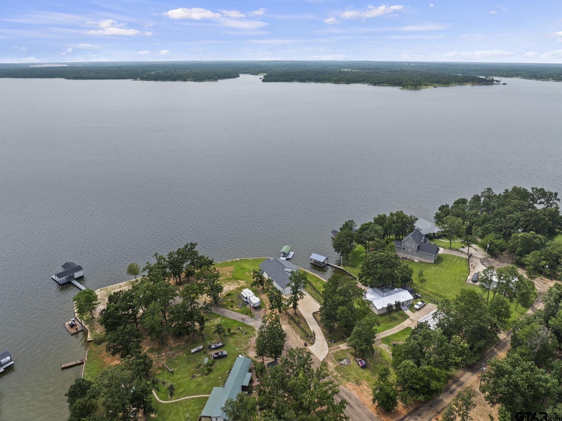 305 County Road 2606