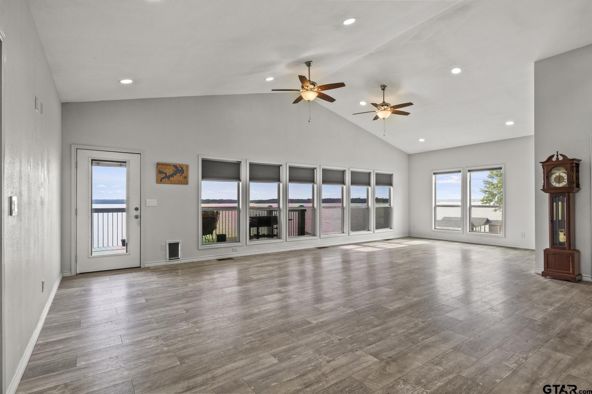 305 County Road 2606