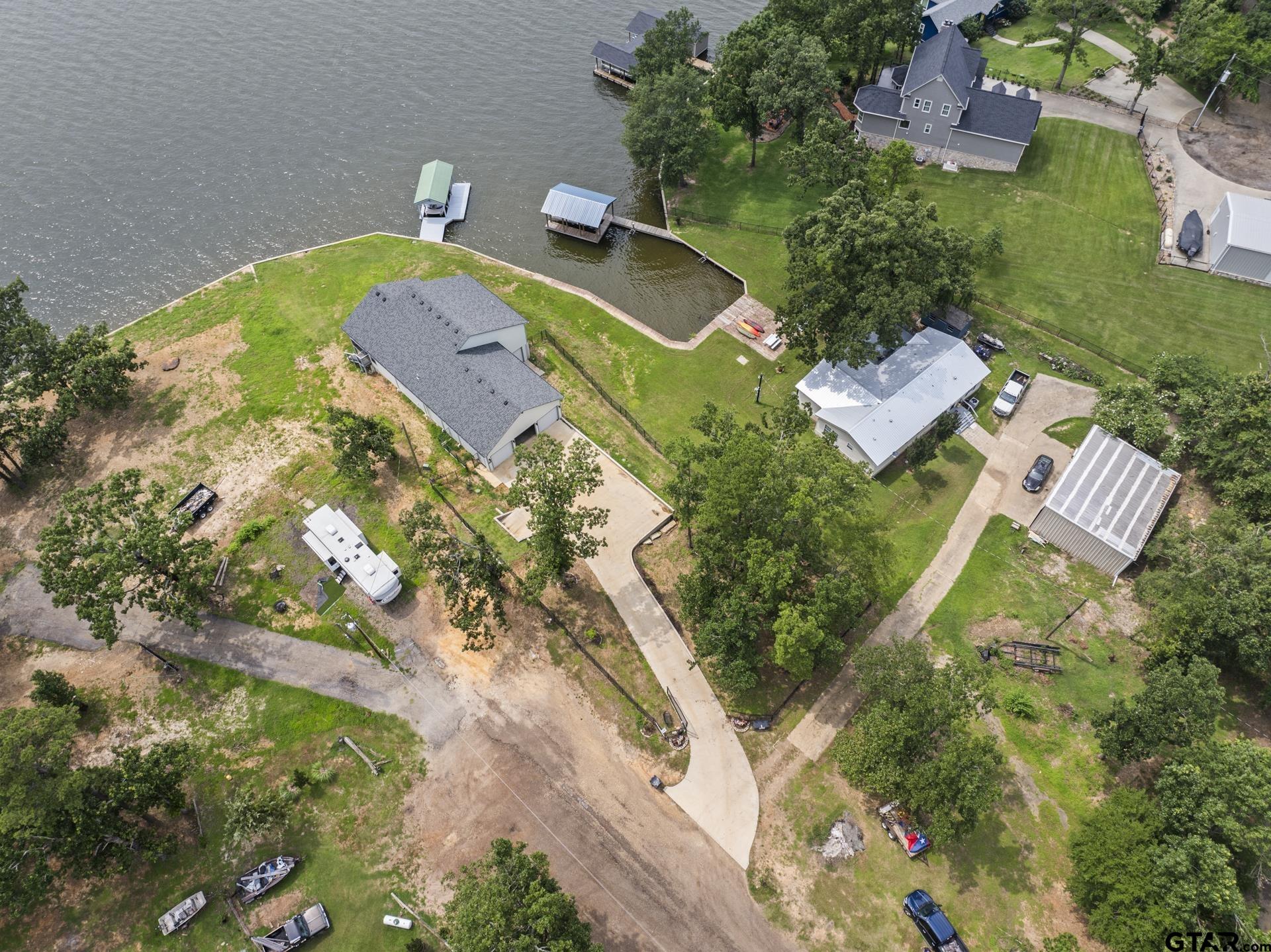 305 County Road 2606