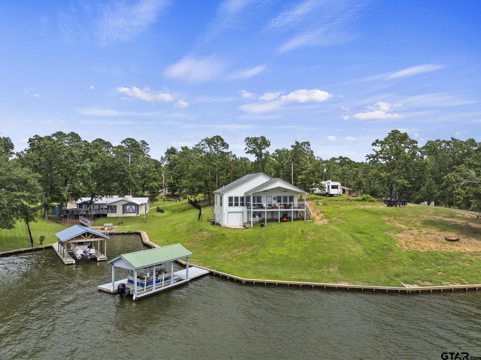 305 County Road 2606