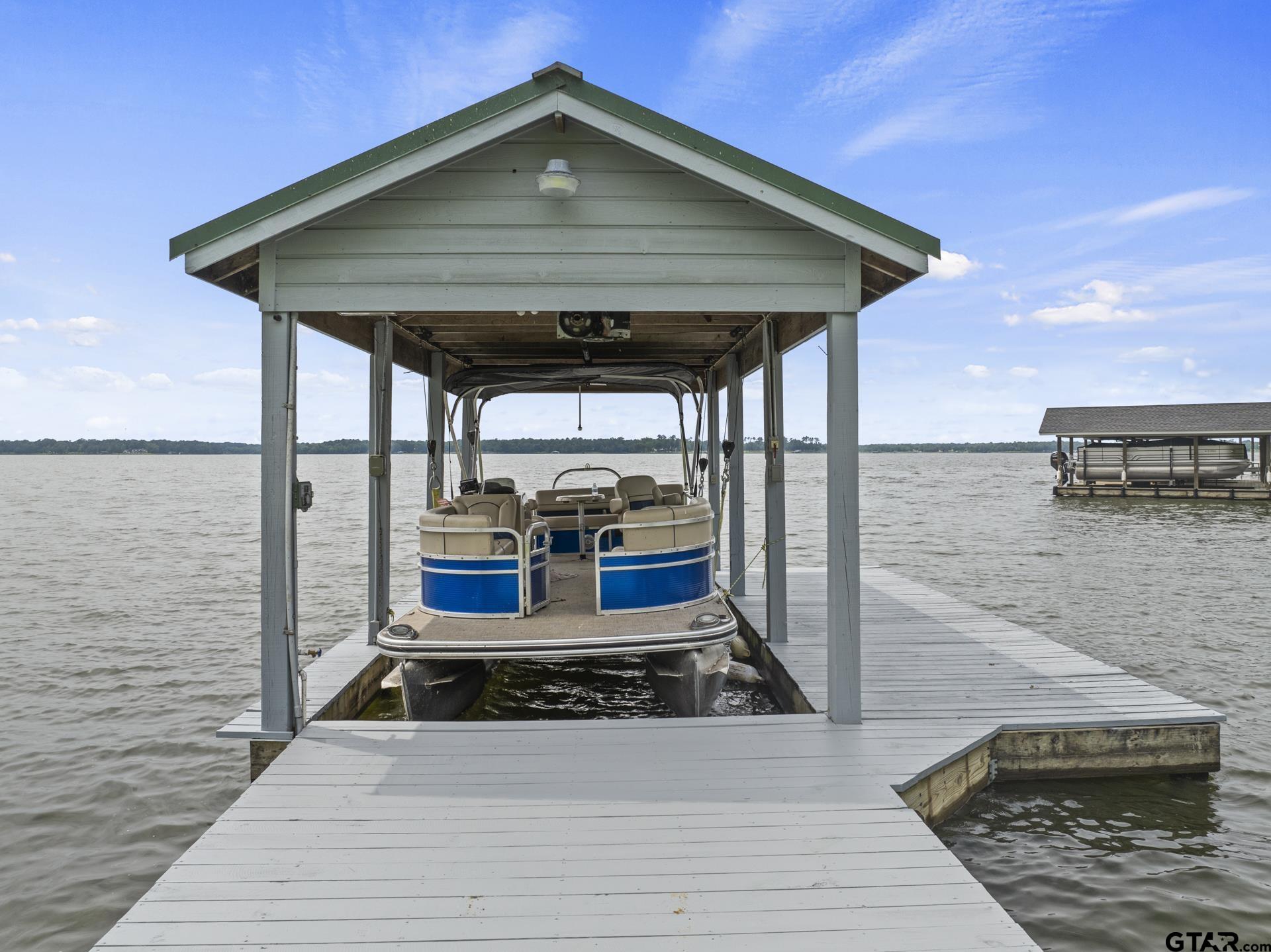 305 County Road 2606