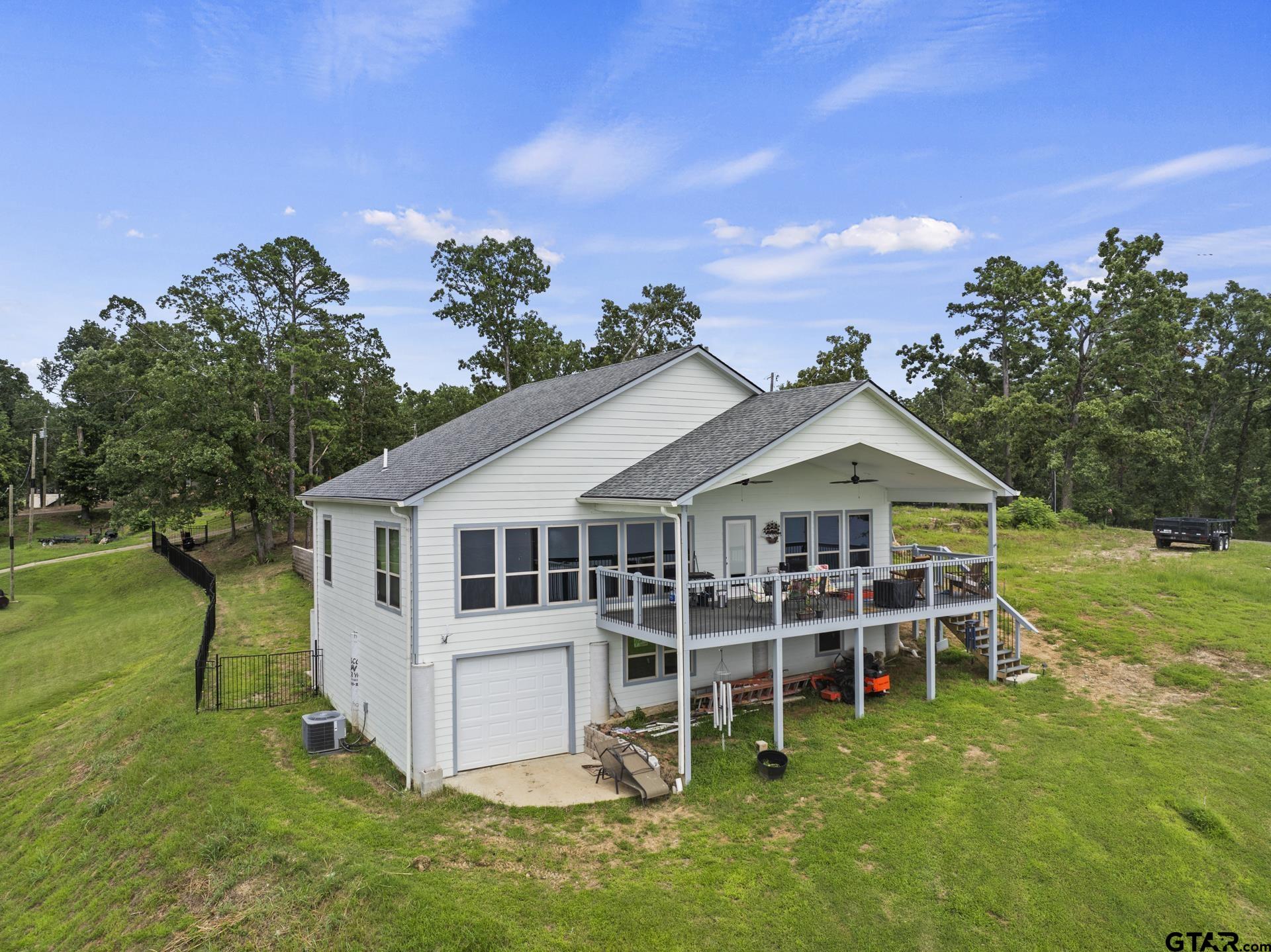 305 County Road 2606