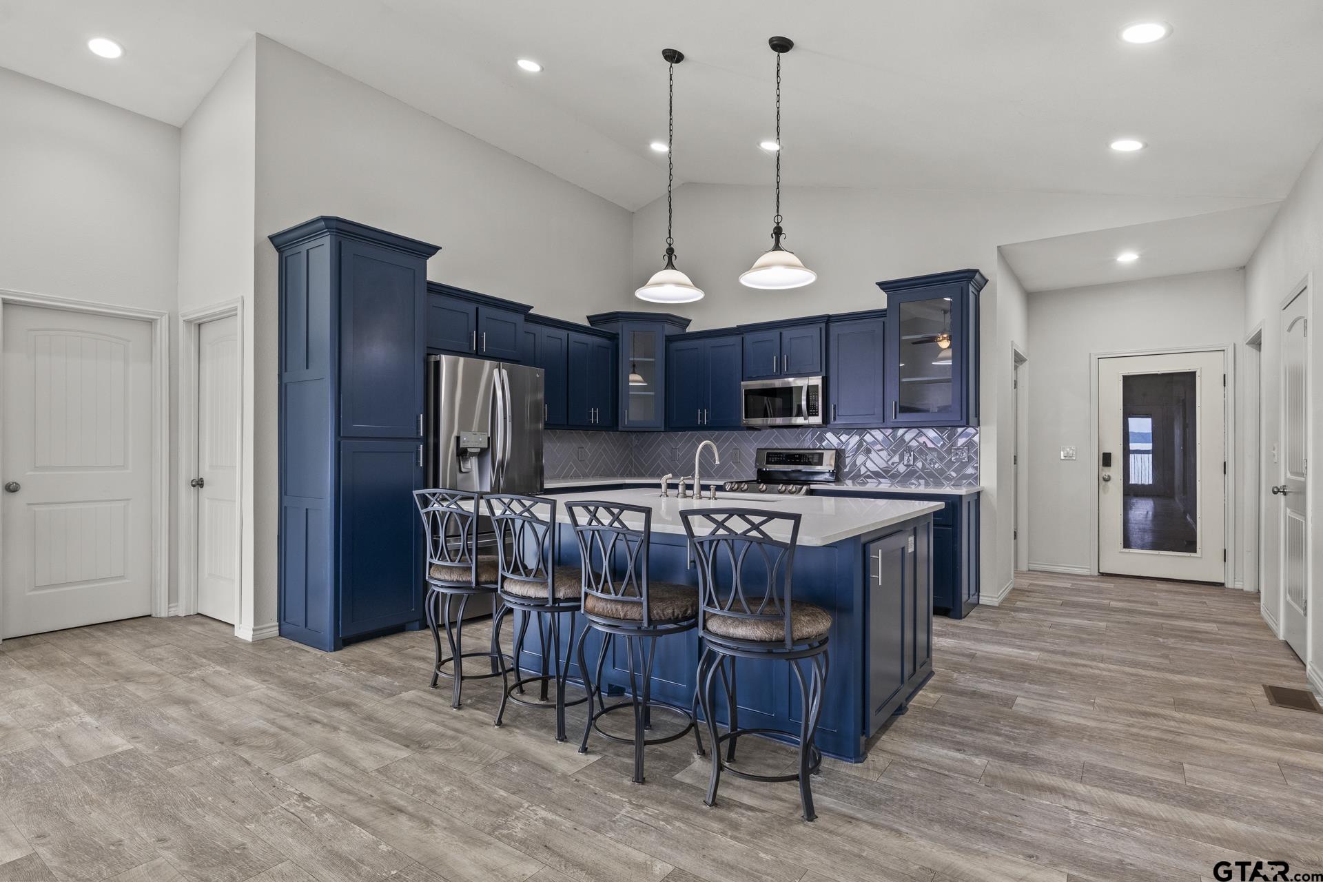 305 County Road 2606