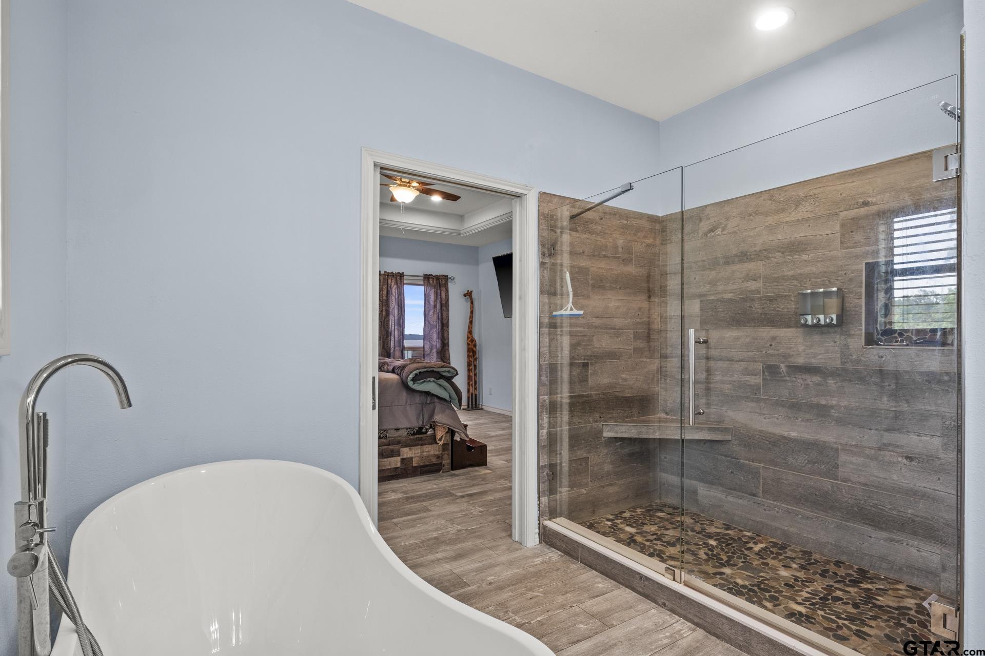 305 County Road 2606