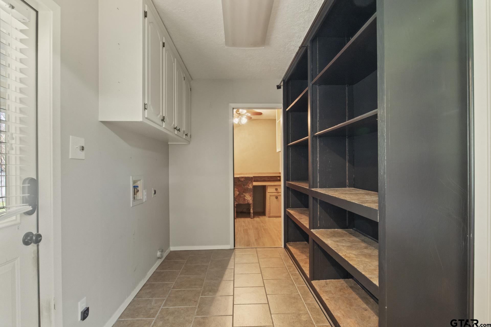 1007 Forest Hills Dr
