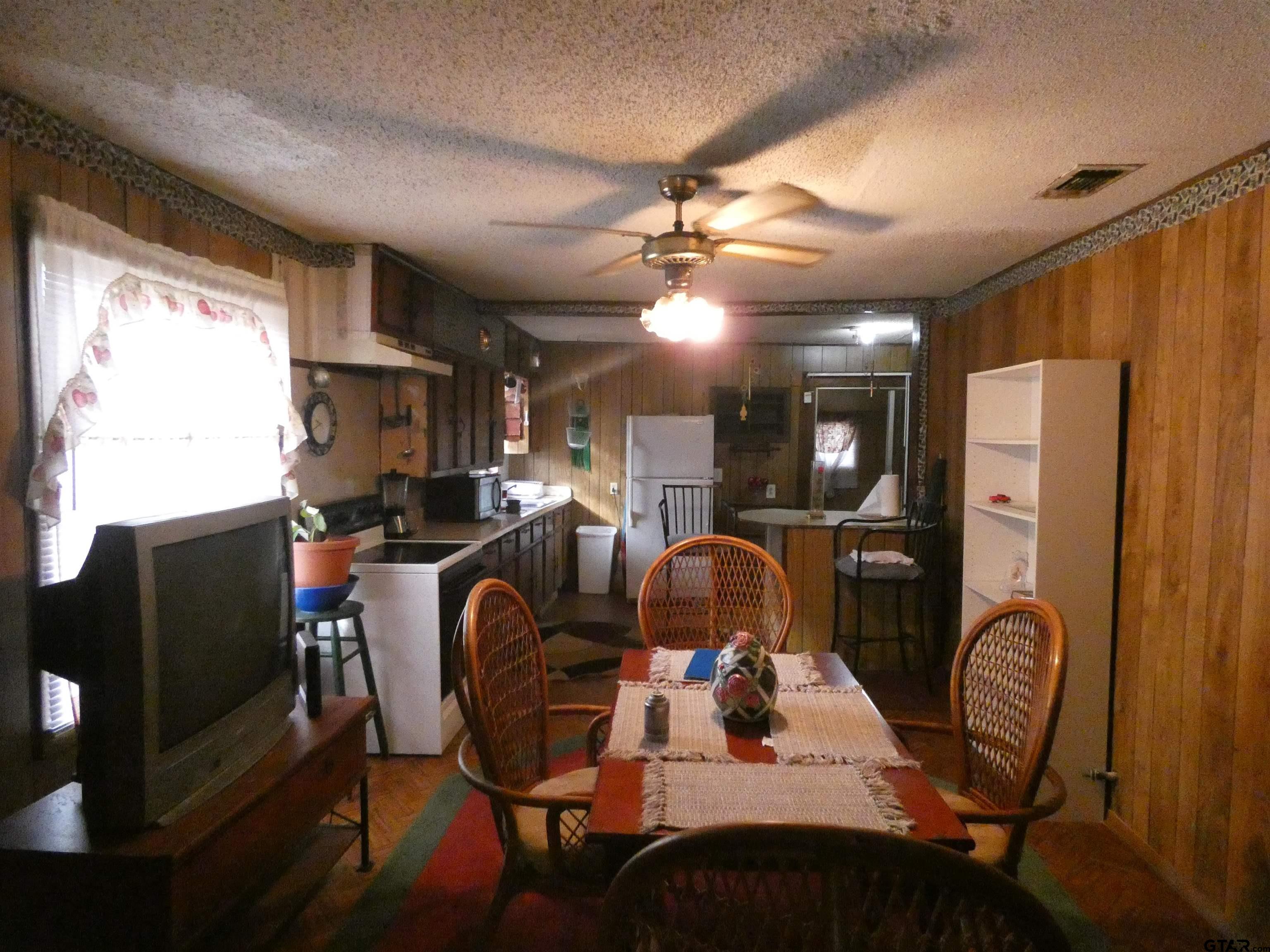 1410 W 9 th