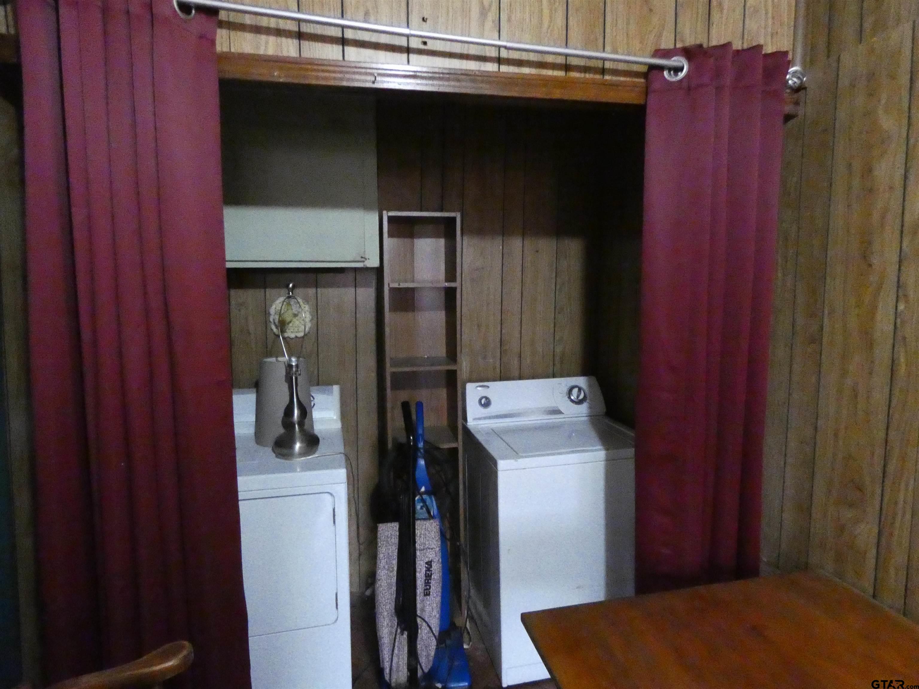 1410 W 9 th