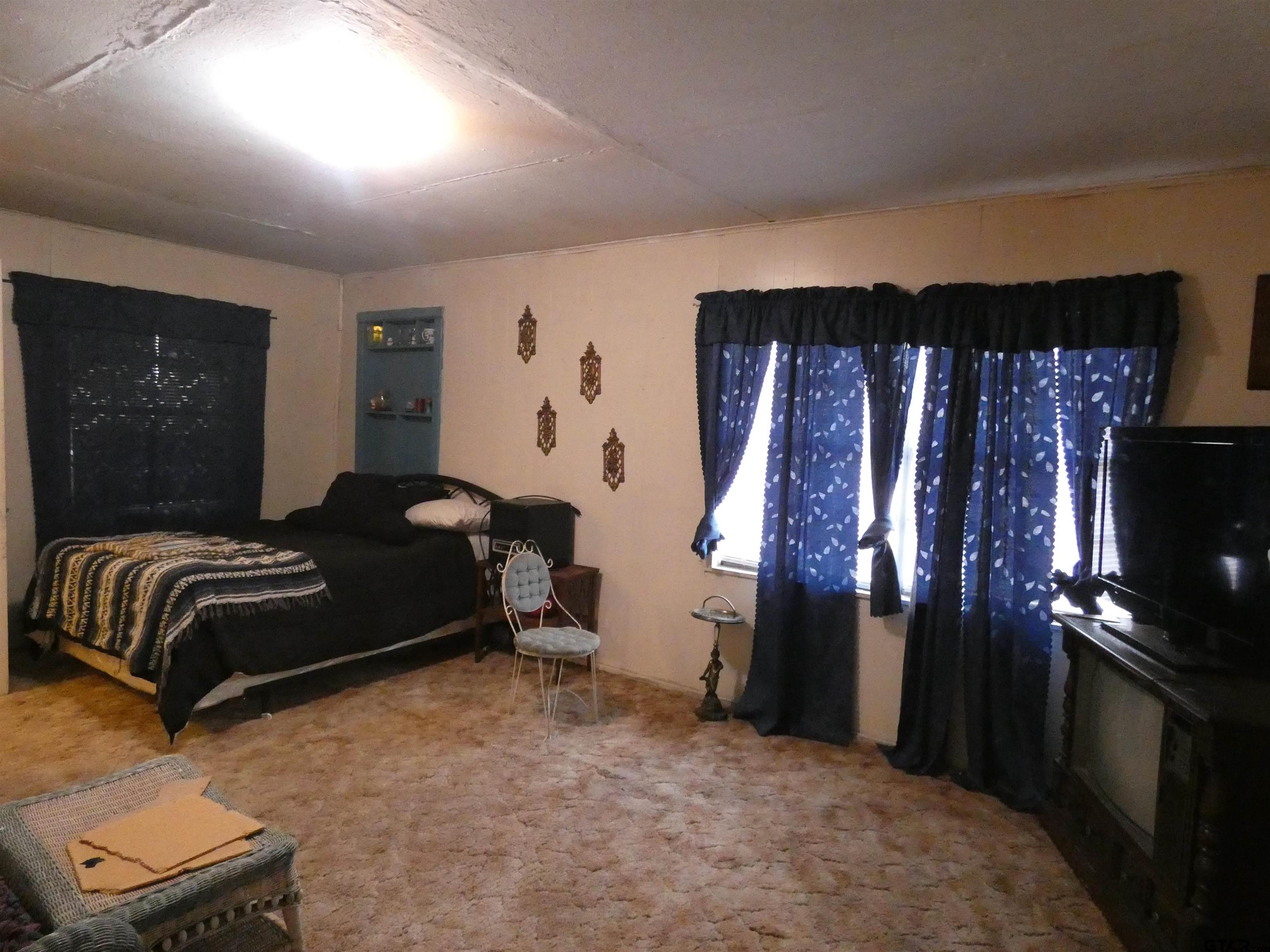 1410 W 9 th