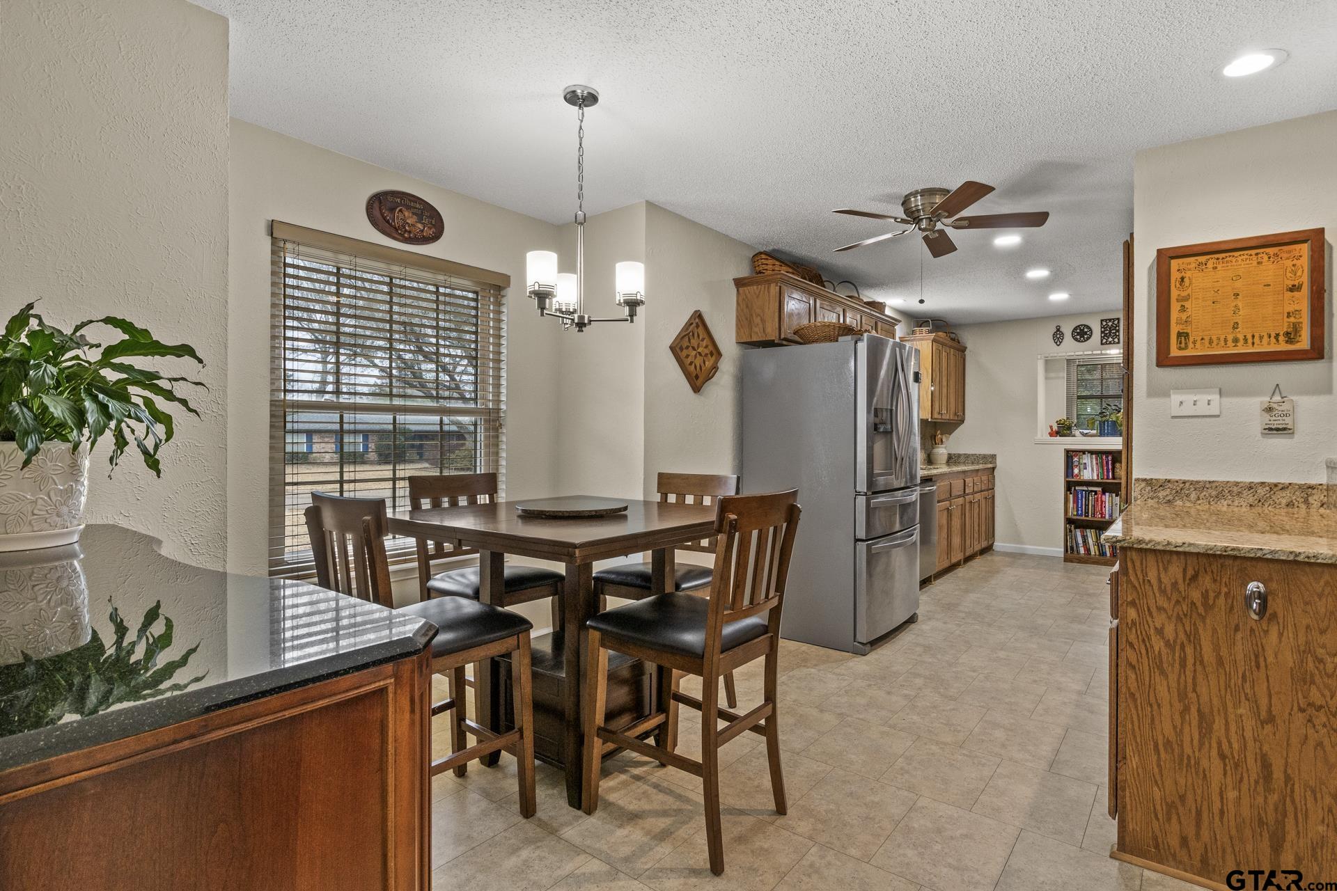 310 Kent Dr