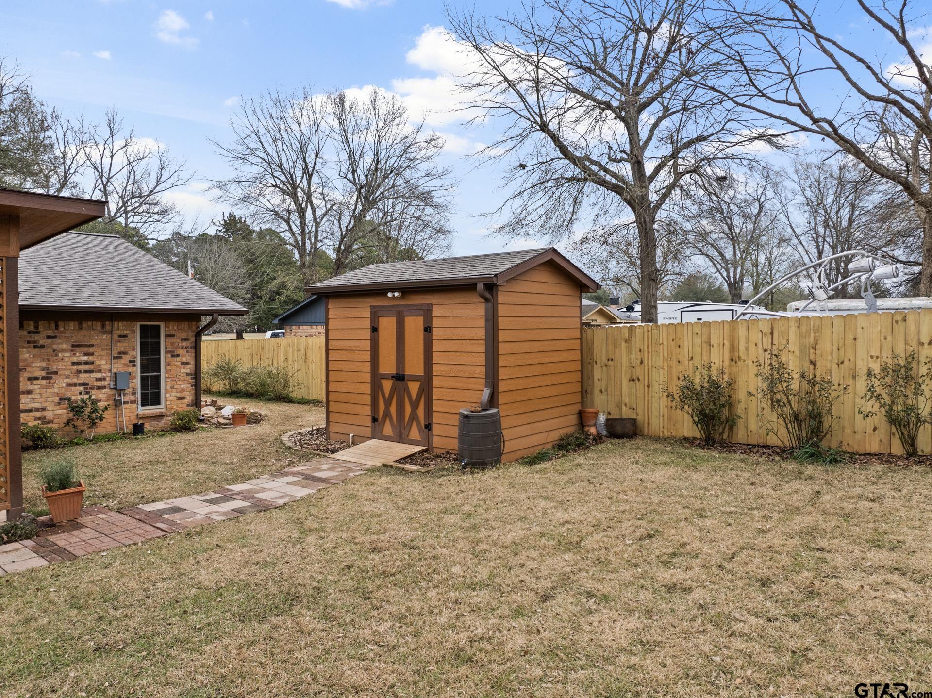 310 Kent Dr