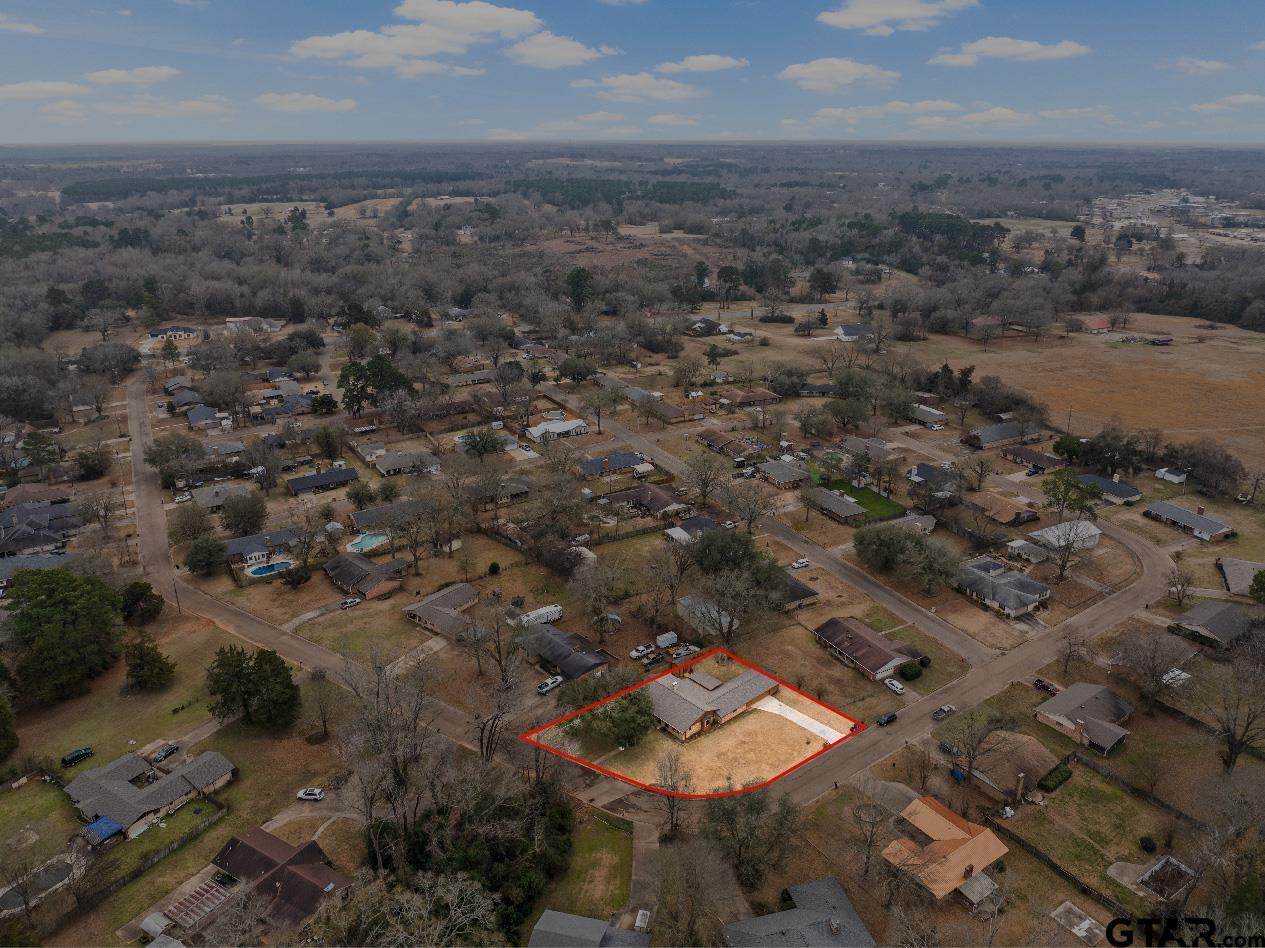 310 Kent Dr