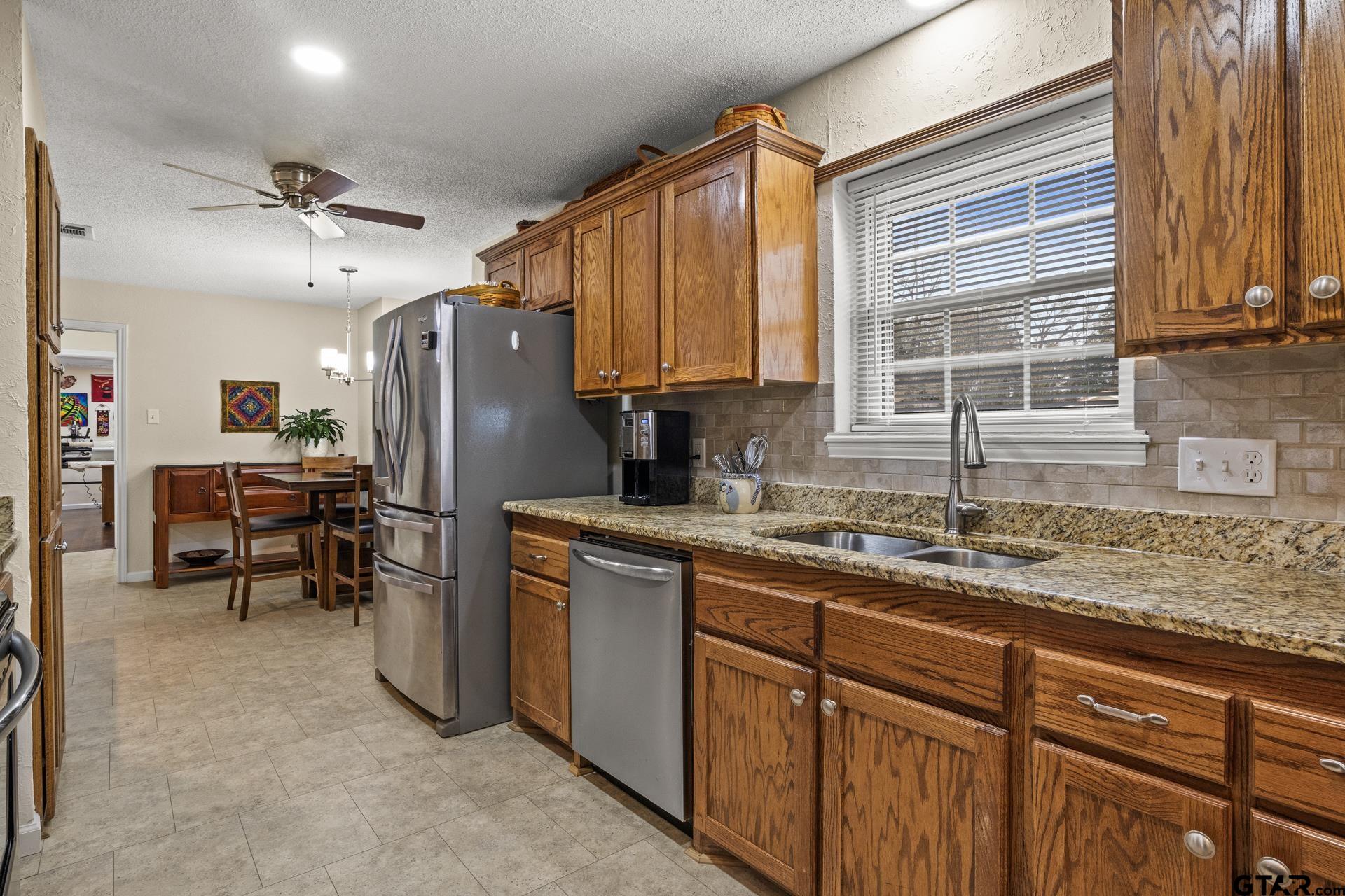 310 Kent Dr