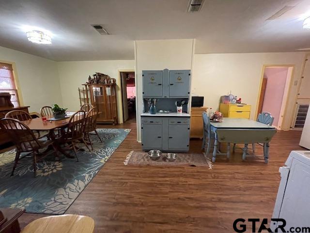 217 Ridgeway