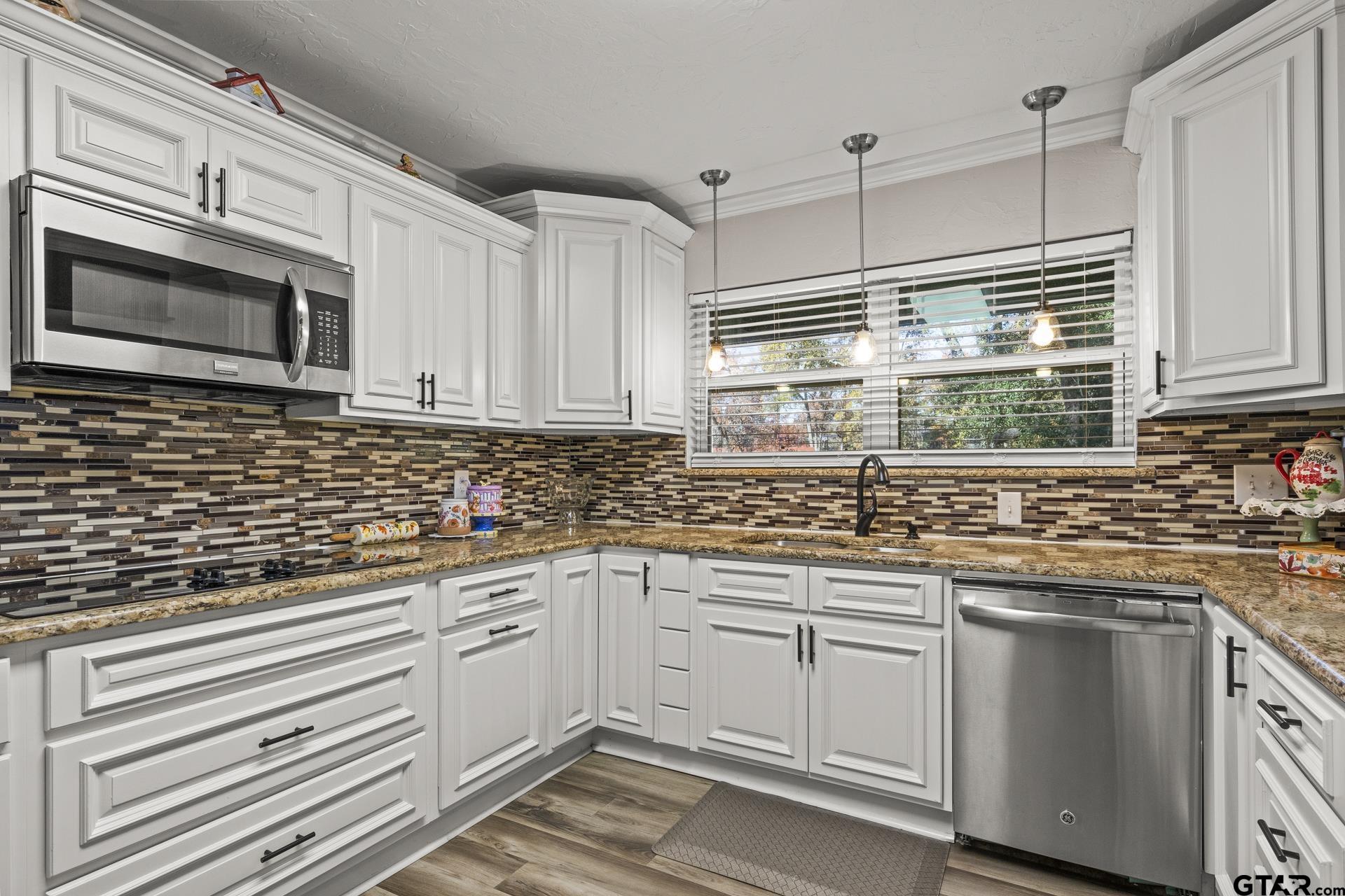 804 Fleming Dr