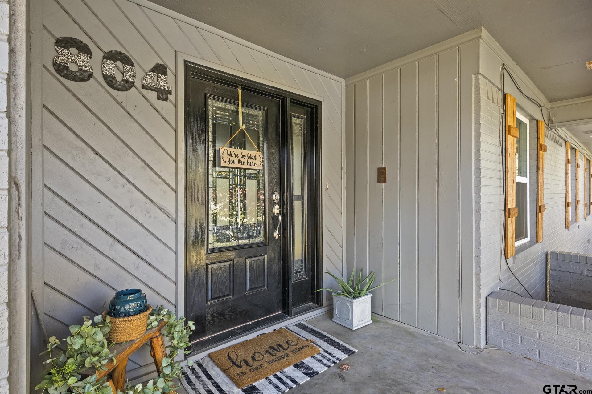 804 Fleming Dr