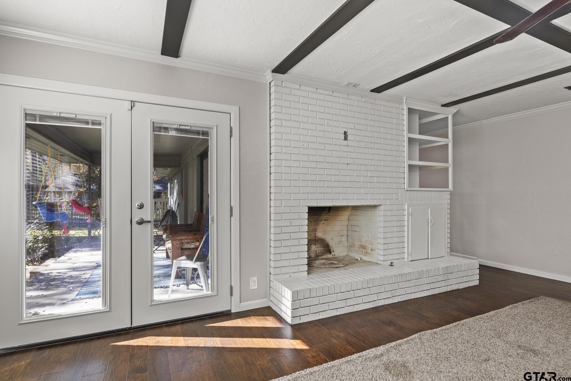 804 Fleming Dr
