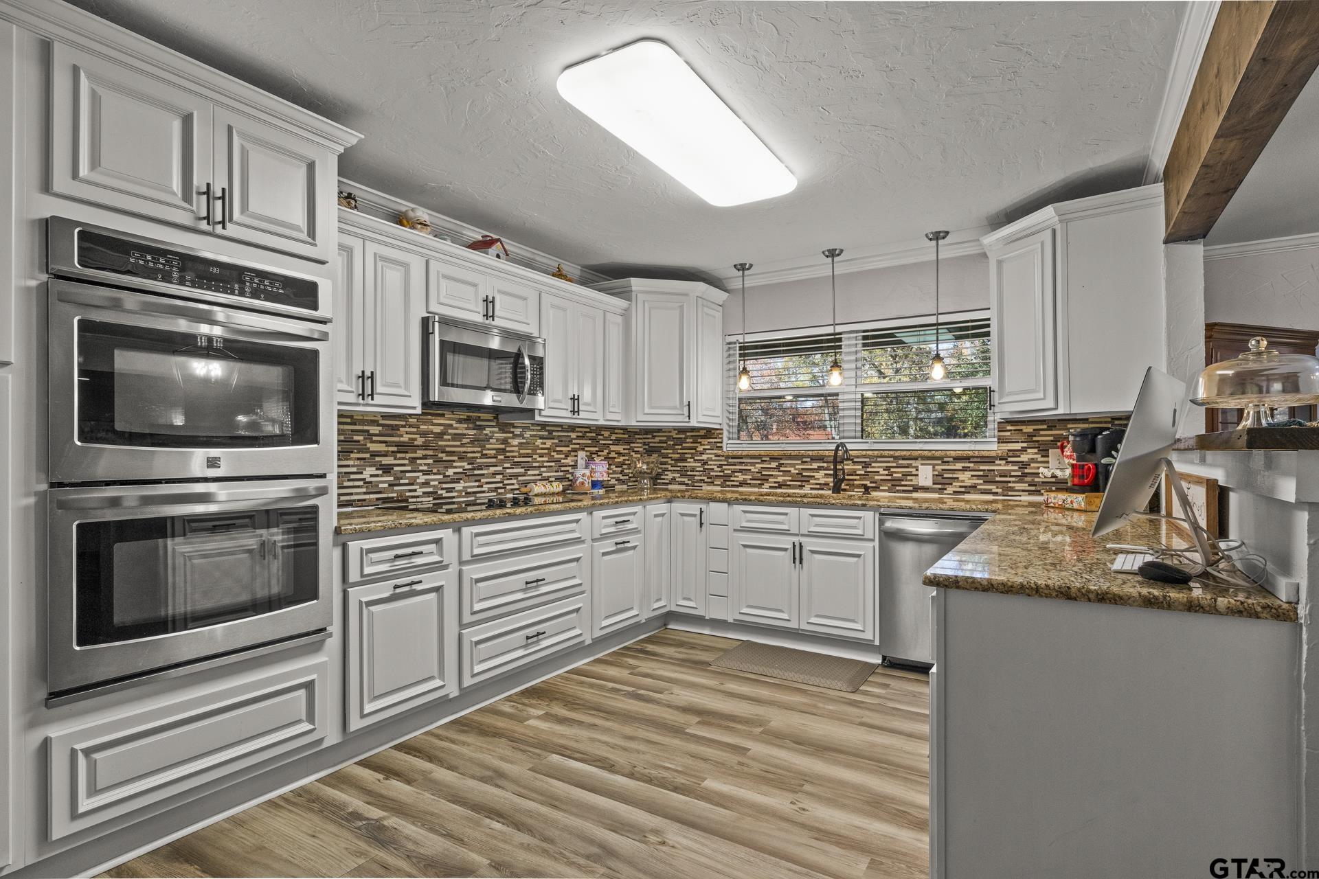 804 Fleming Dr