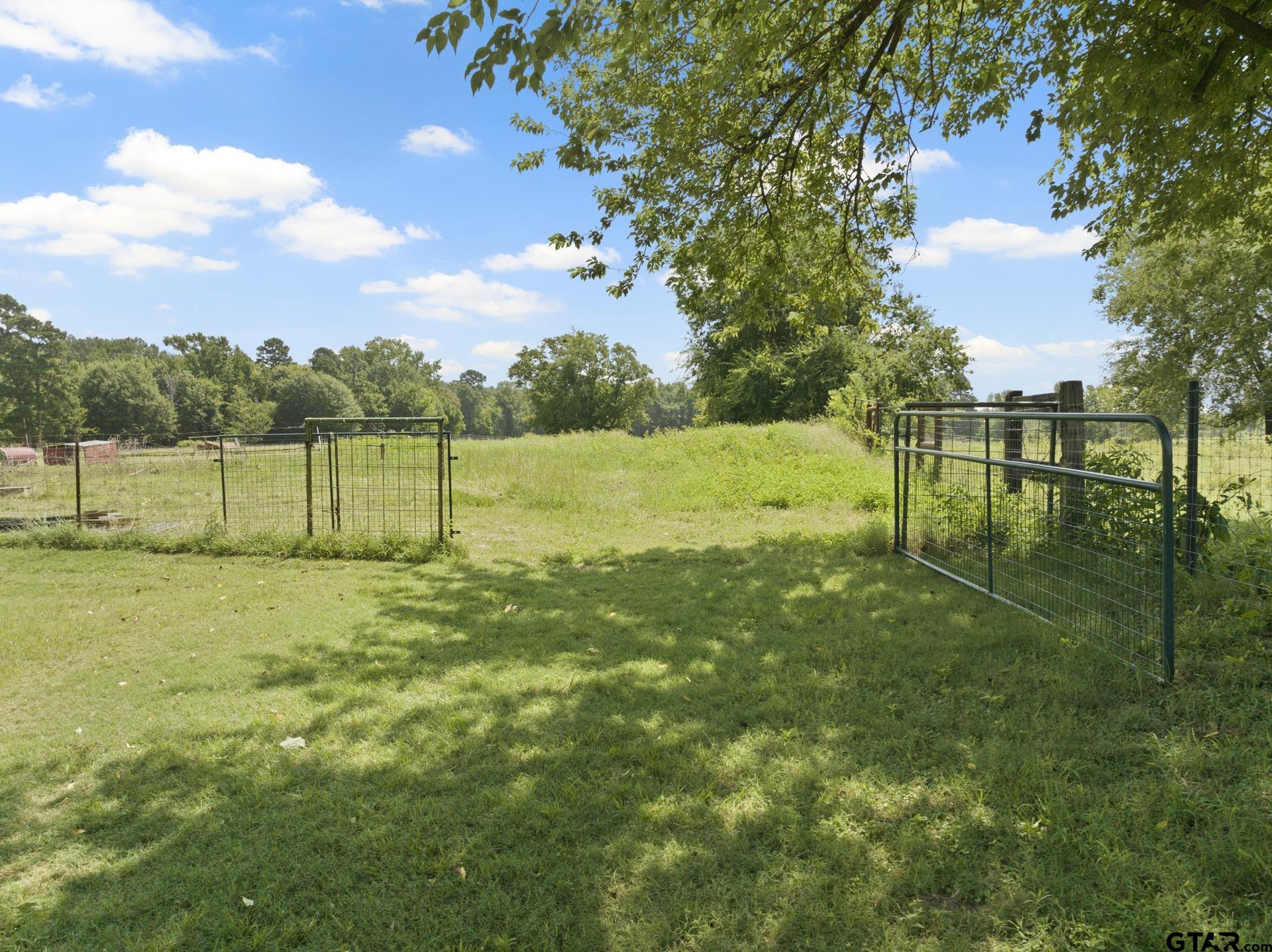 261 County Road 4015