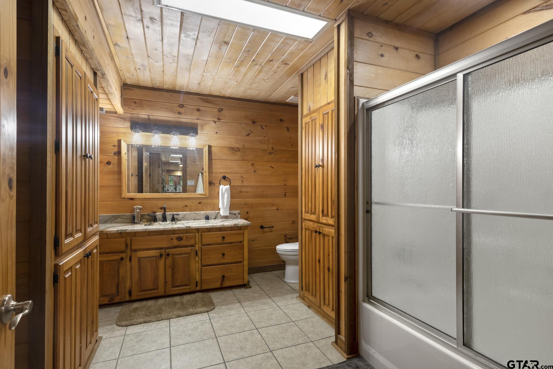 261 County Road 4015