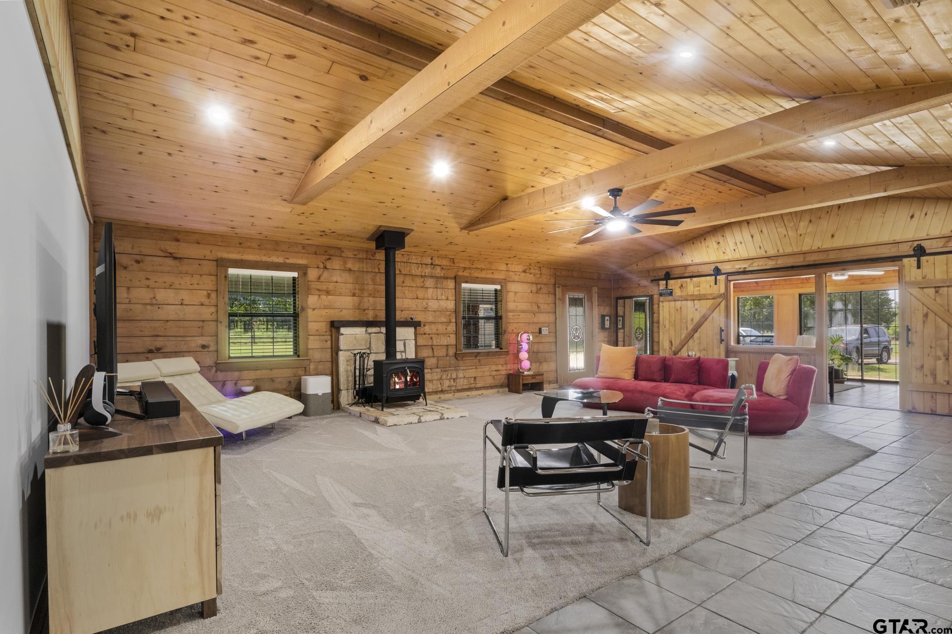 261 County Road 4015