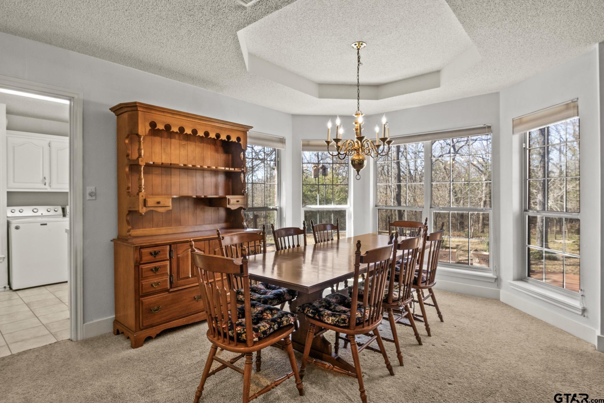 27 Private Road 52371