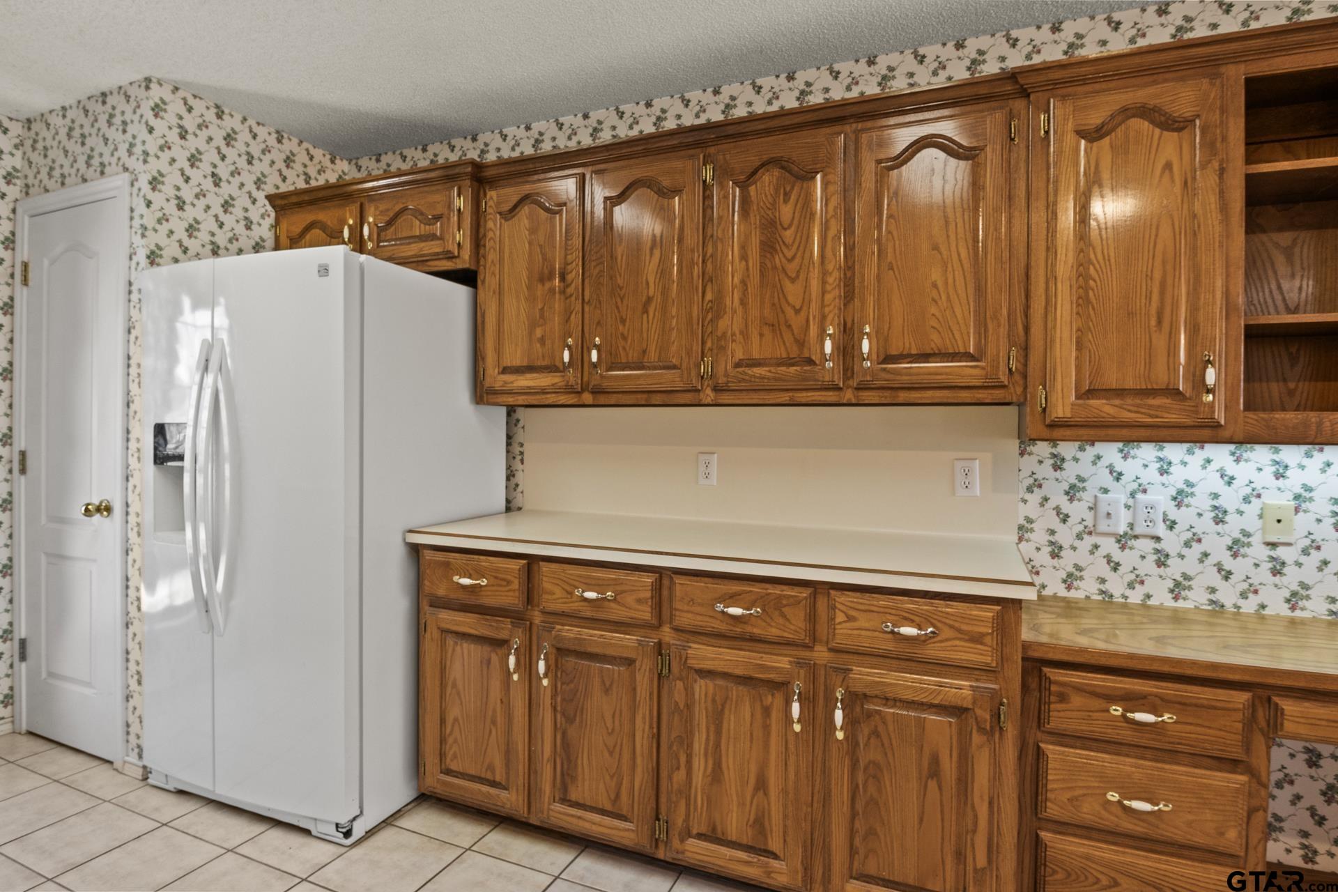 27 Private Road 52371