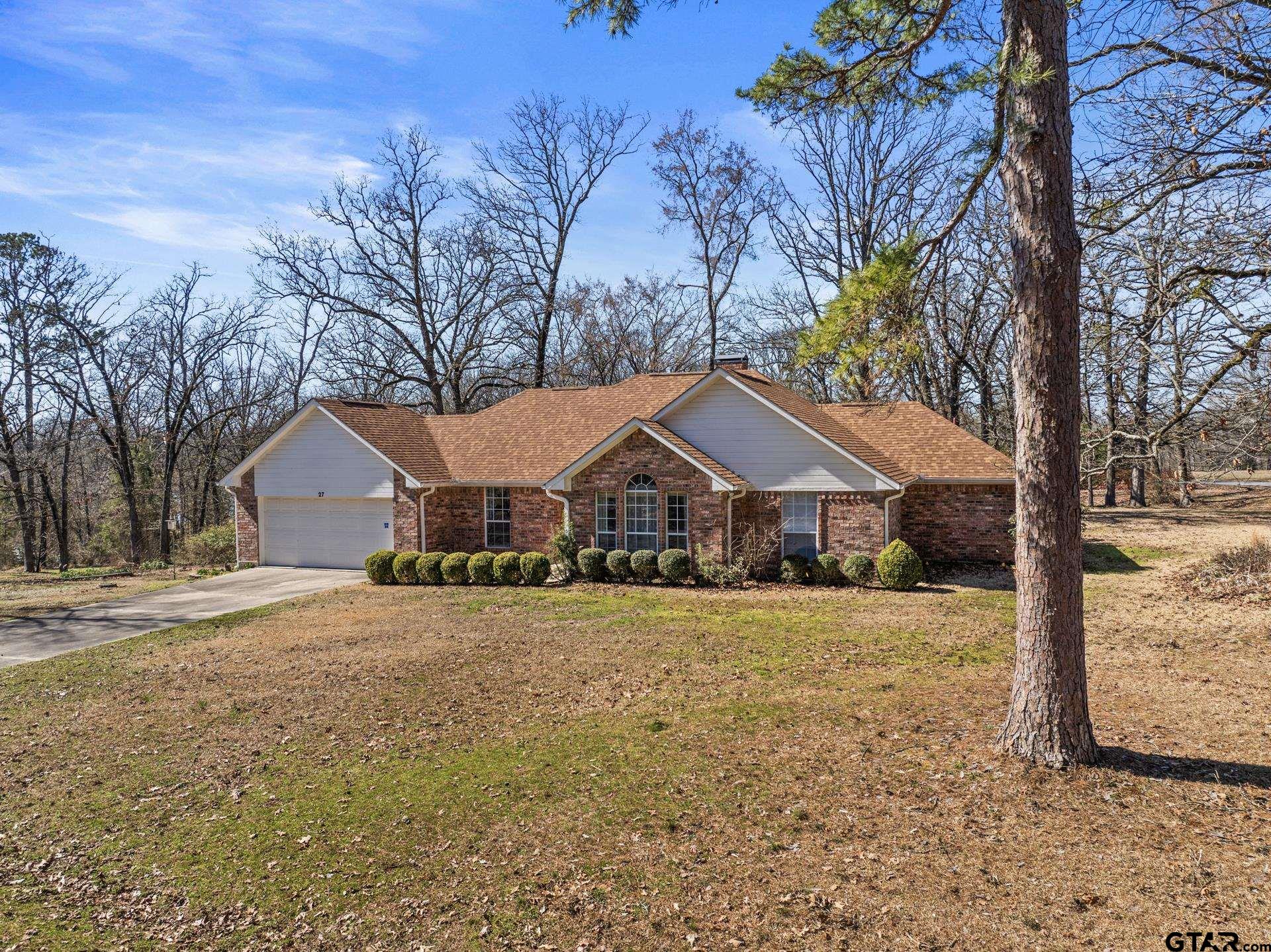 27 Private Road 52371