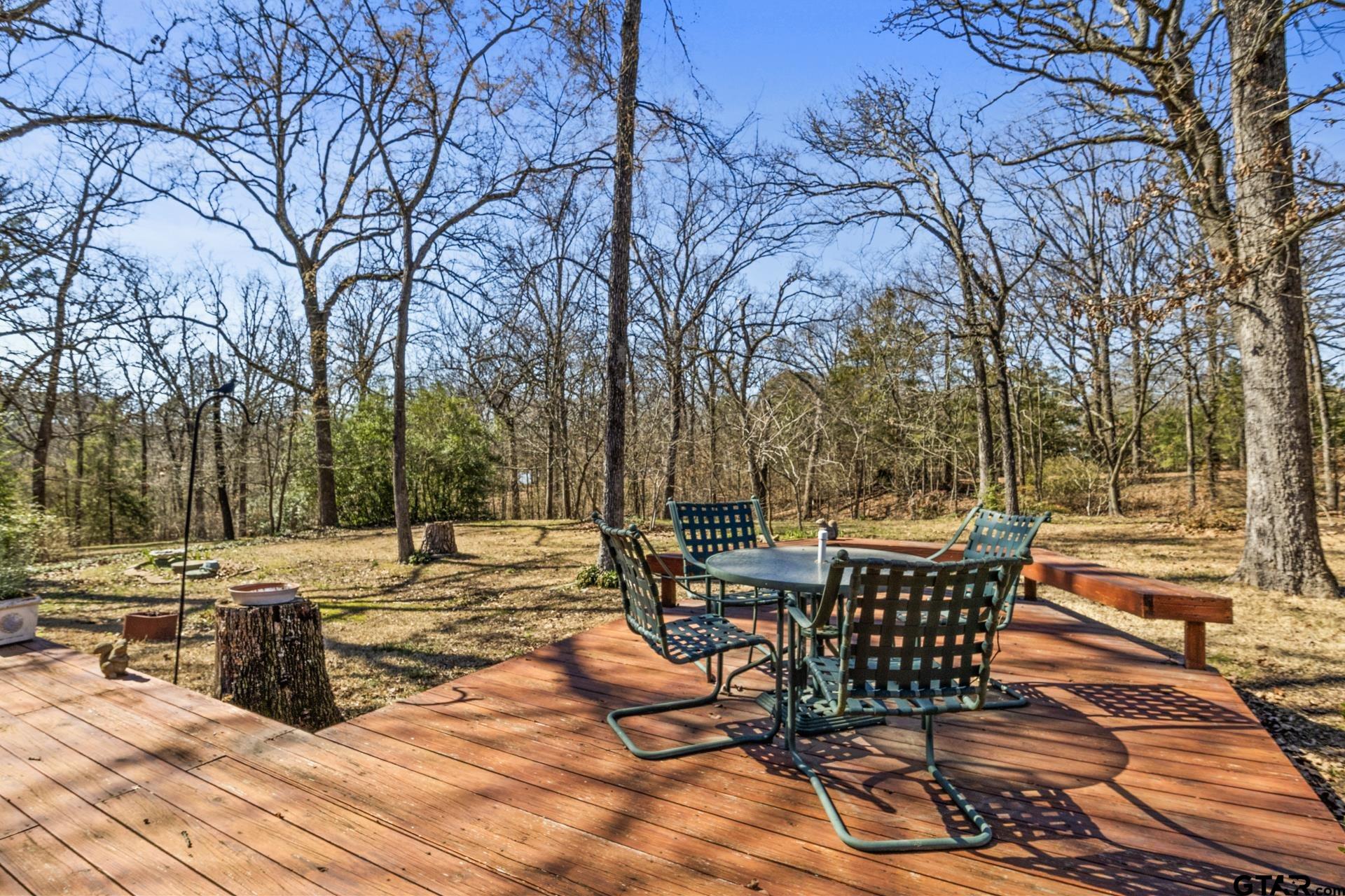 27 Private Road 52371