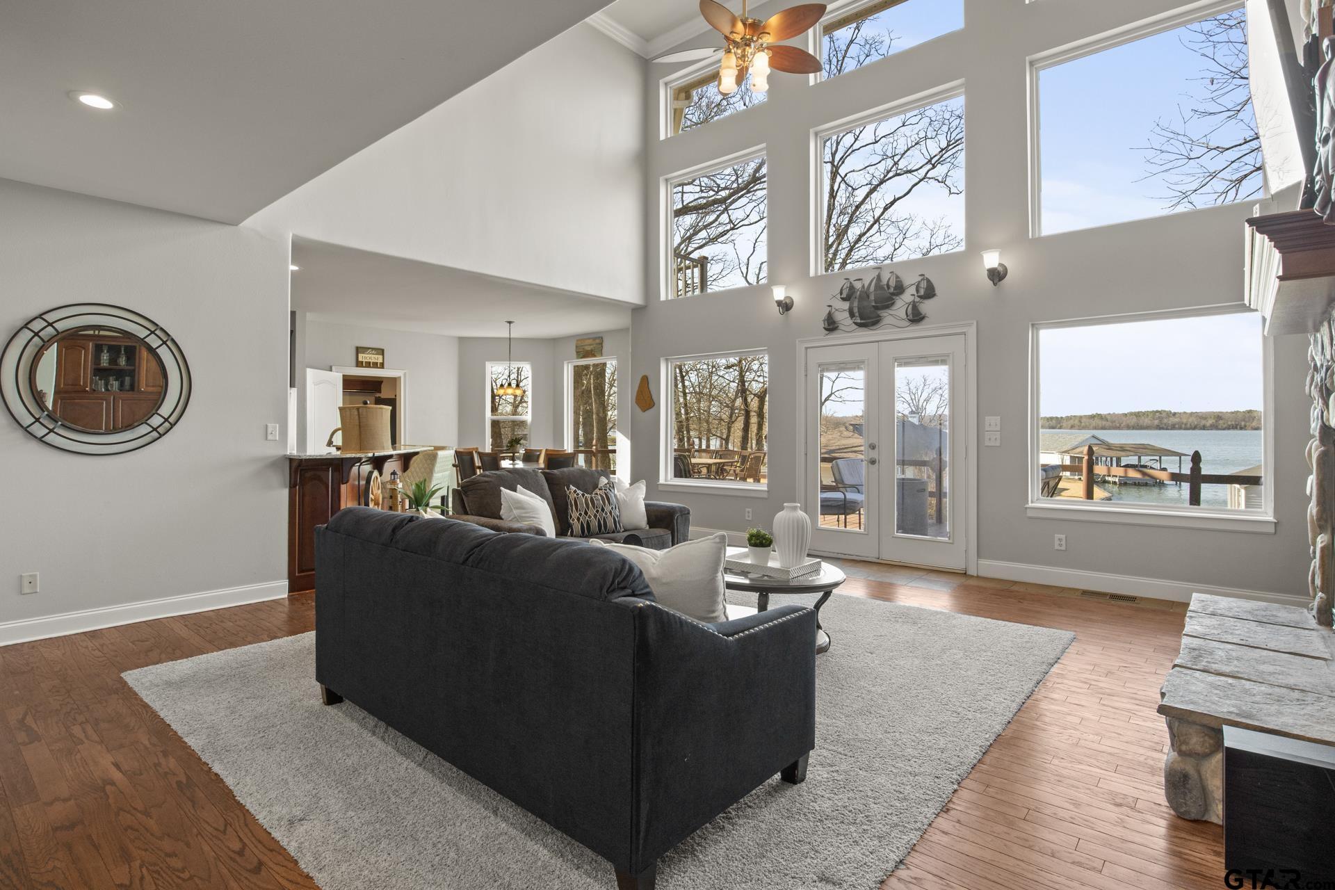59 Private Road 52365