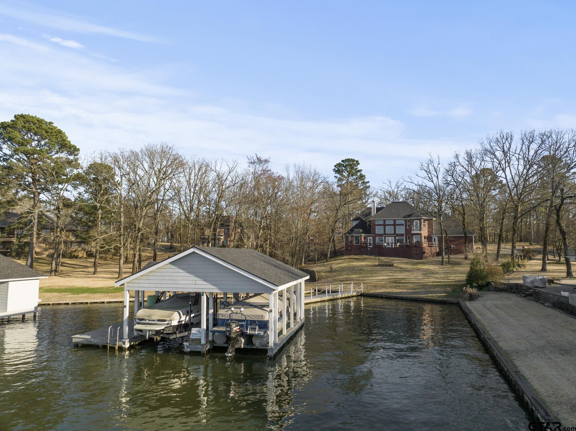 59 Private Road 52365