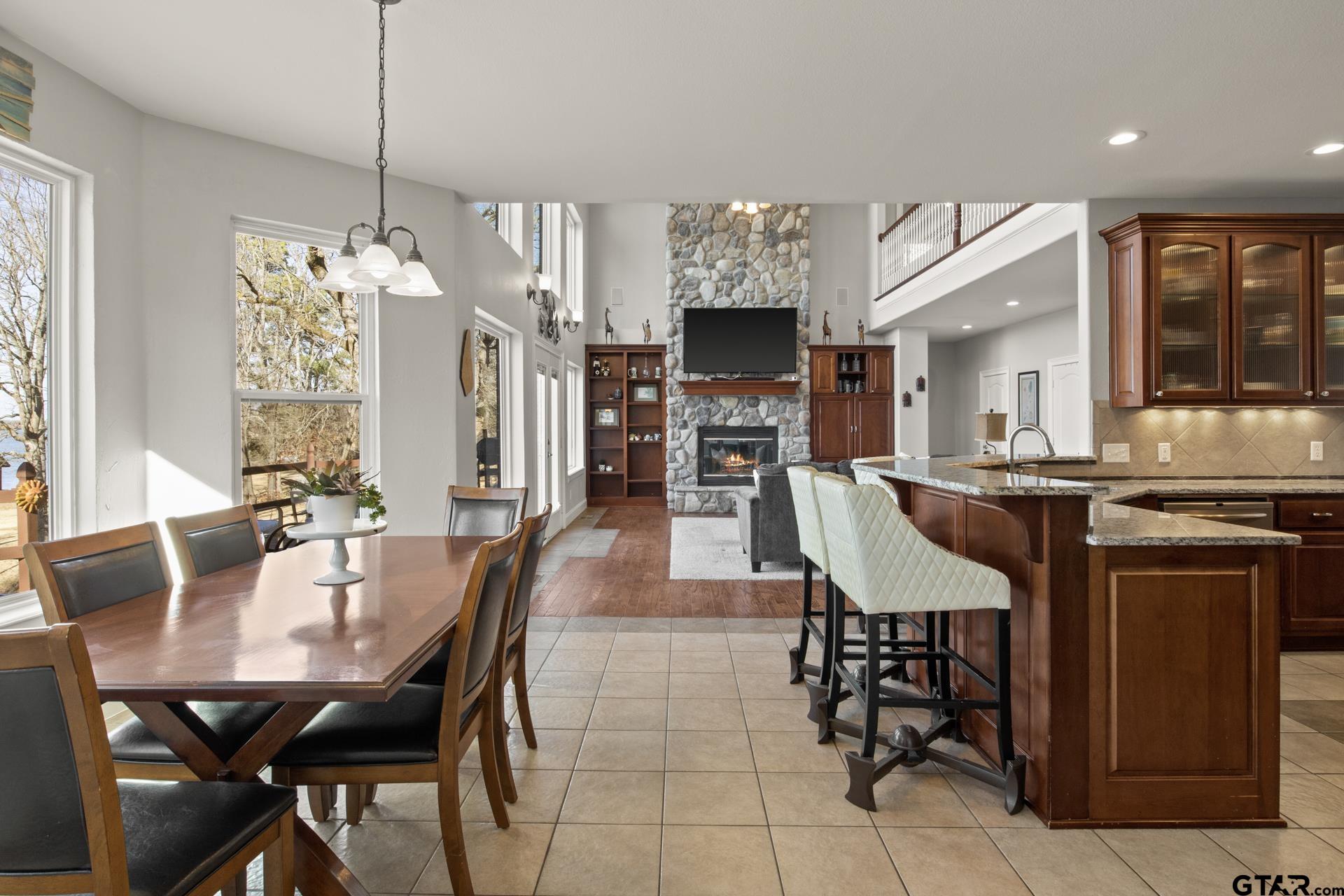 59 Private Road 52365
