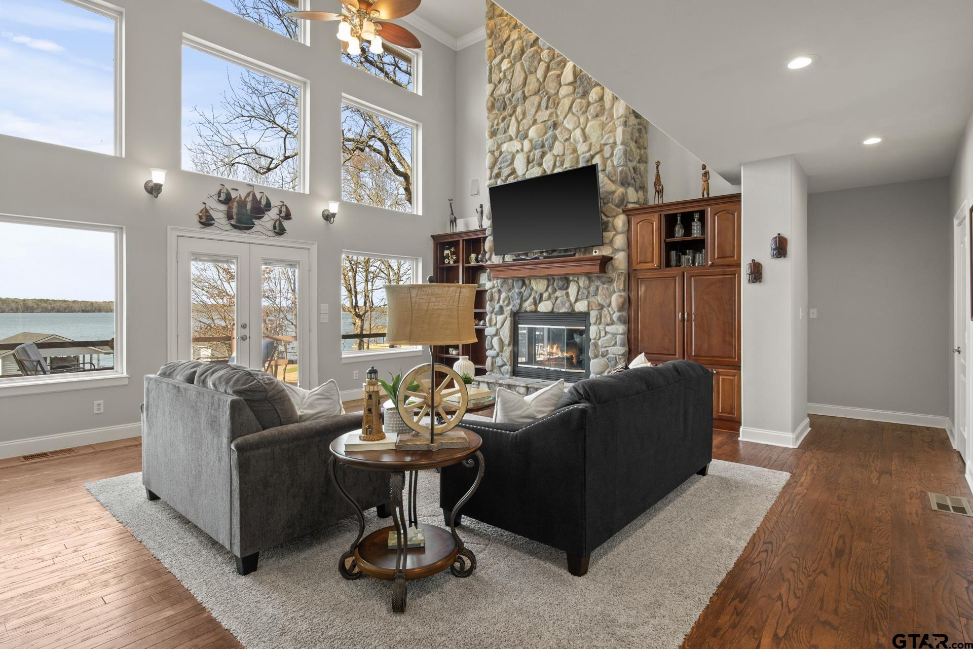 59 Private Road 52365