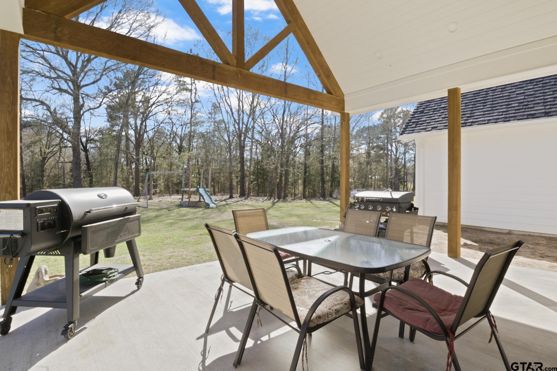 77 County Road 1773
