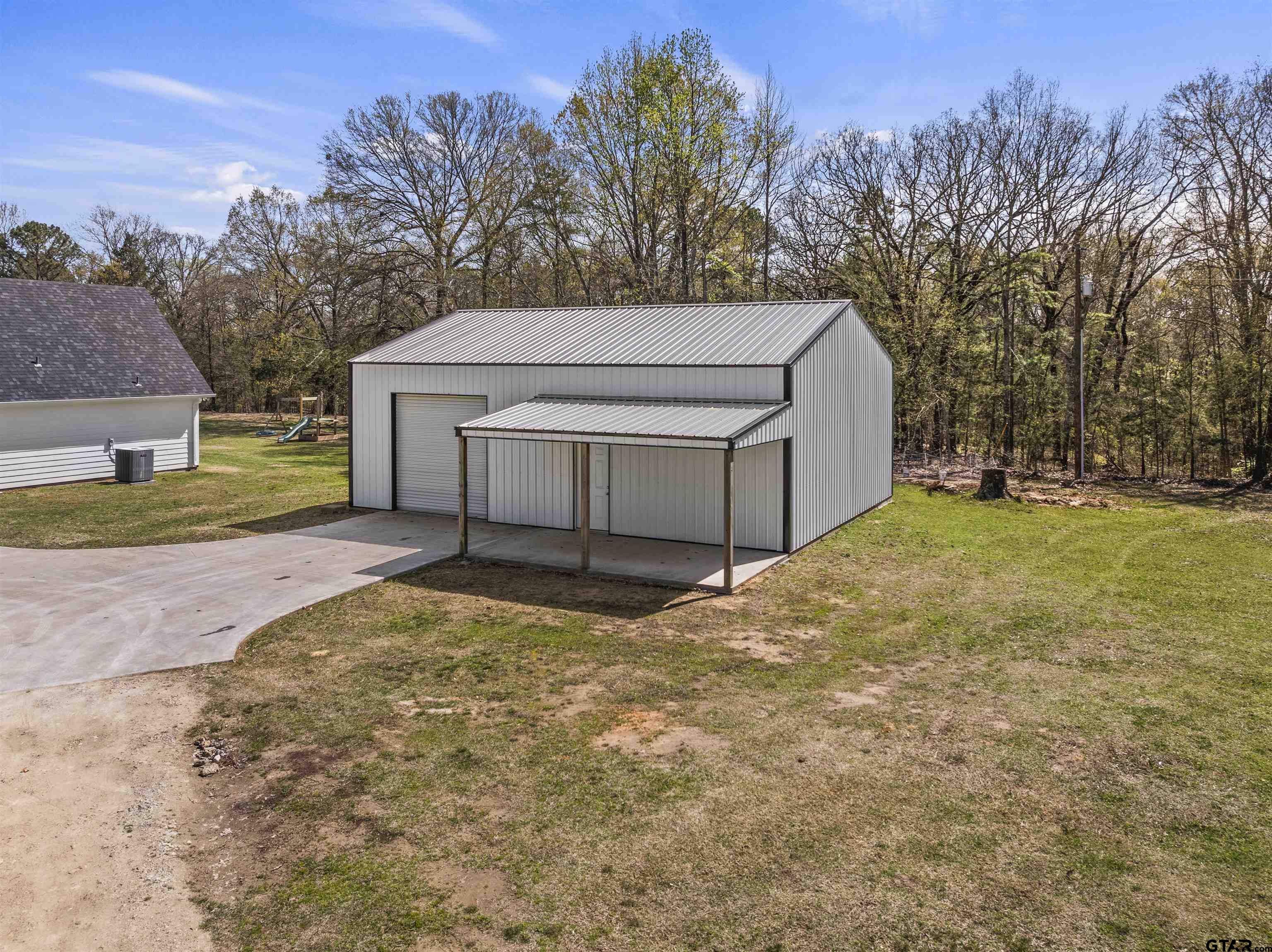 77 County Road 1773