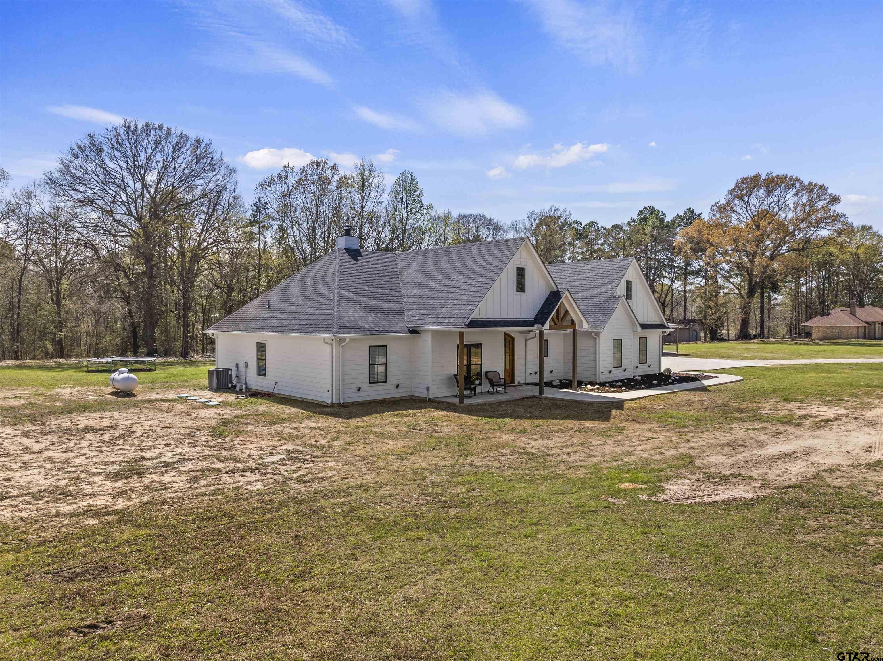 77 County Road 1773