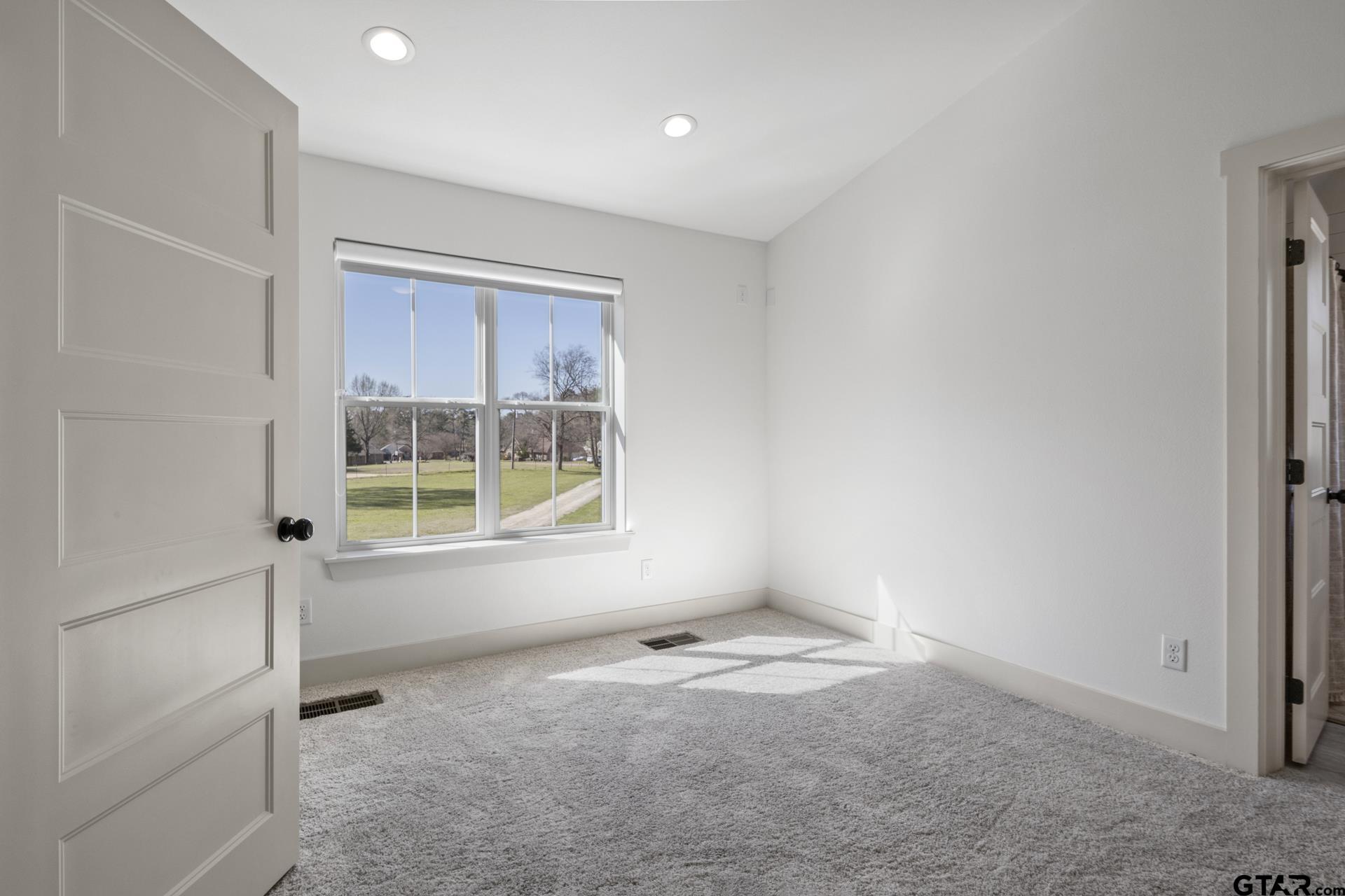77 County Road 1773