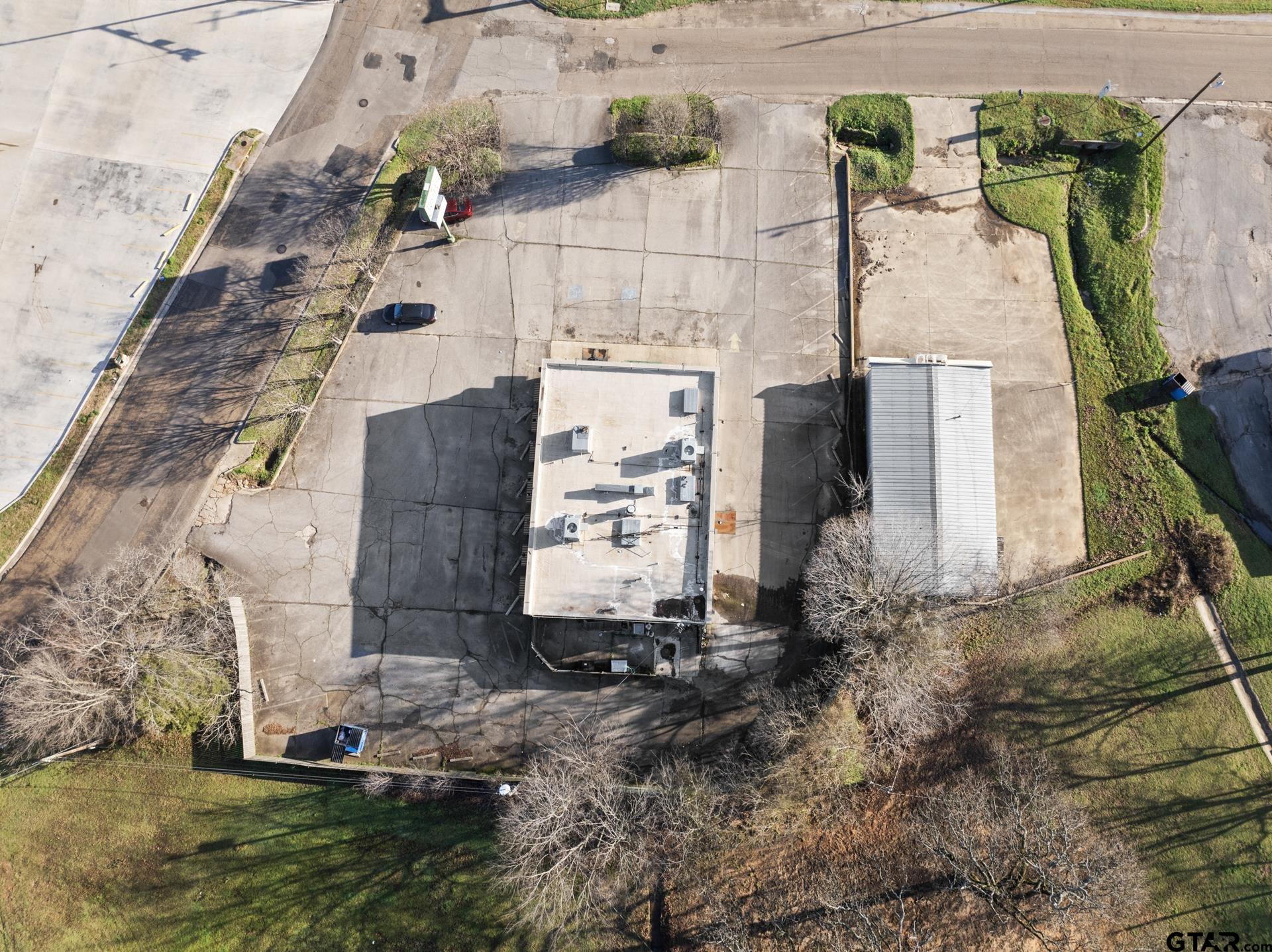 237 W Ferguson