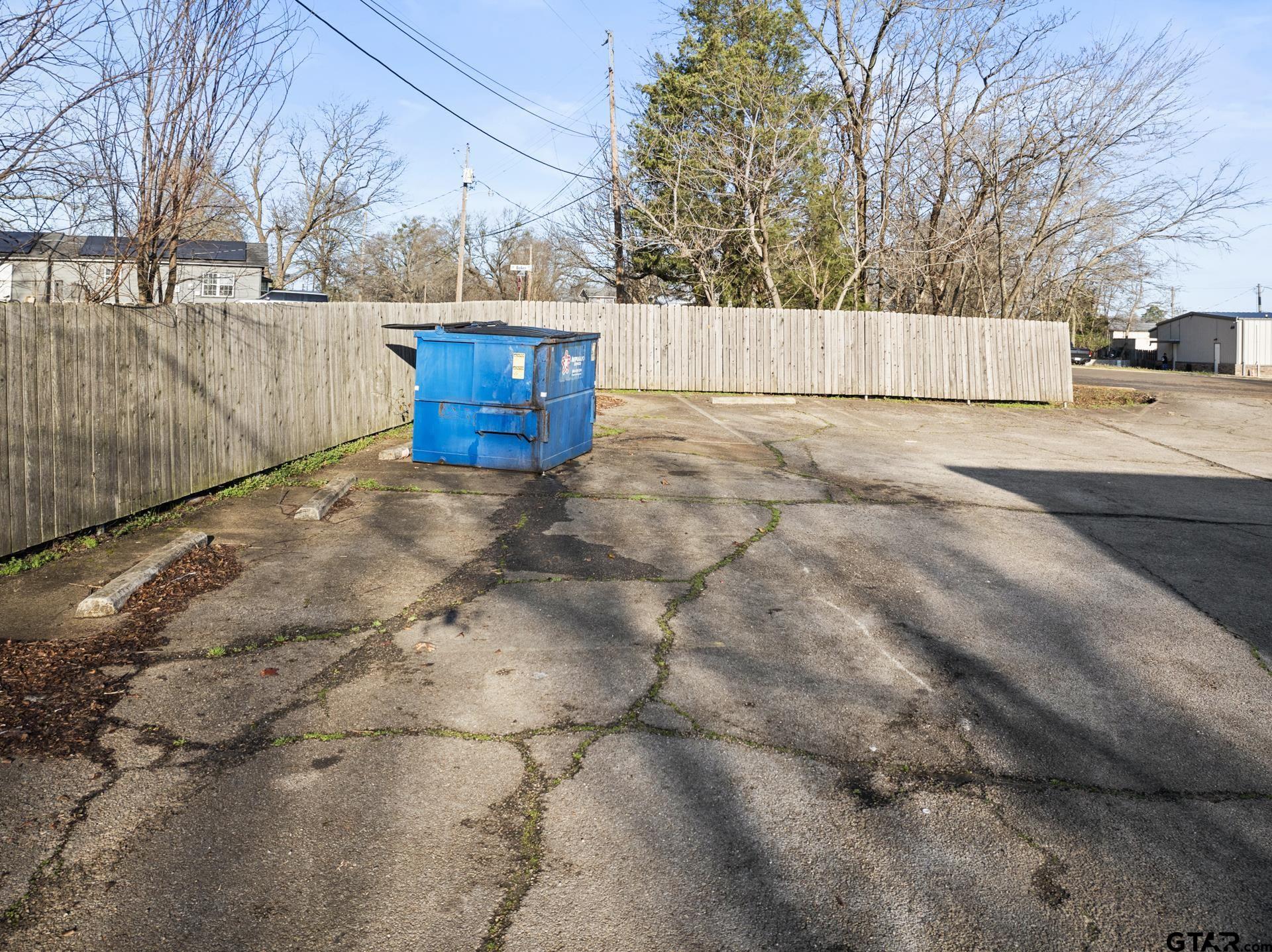 237 W Ferguson