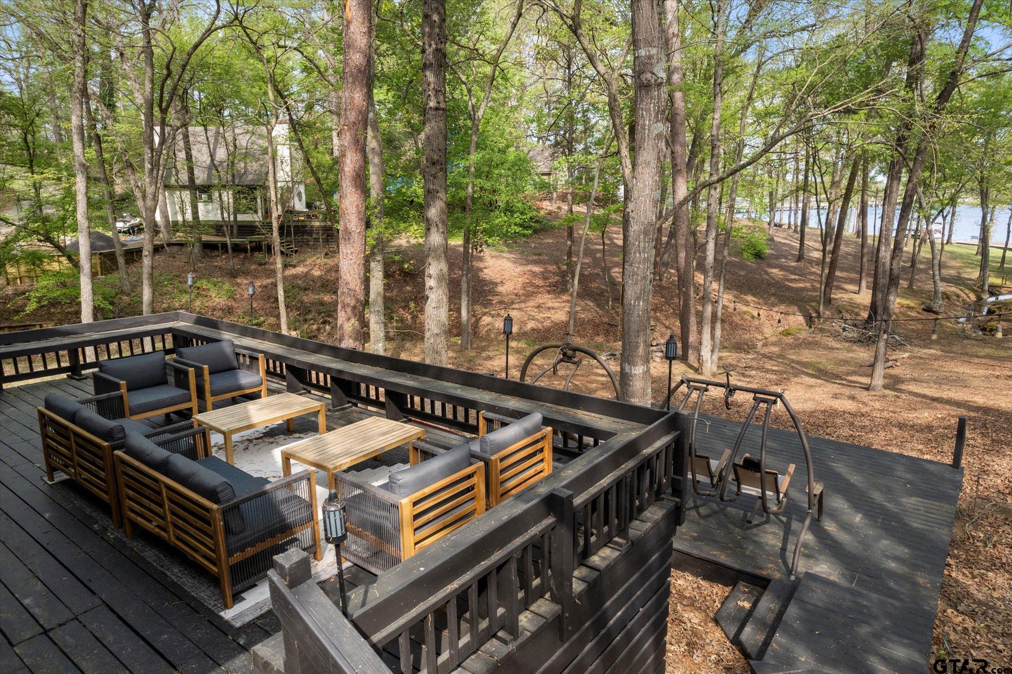 103 E BARKER CREEK RD