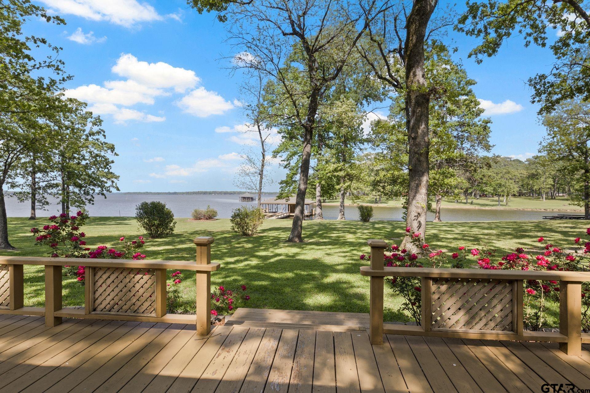 520 Private Road 5517